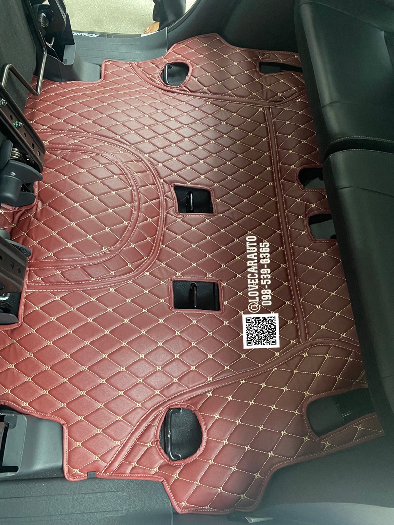 พรมปูพื้นรถยนต์ 7D Mitsubishi Xpander สีแดงเลือดหมู +ไวนิลดำ