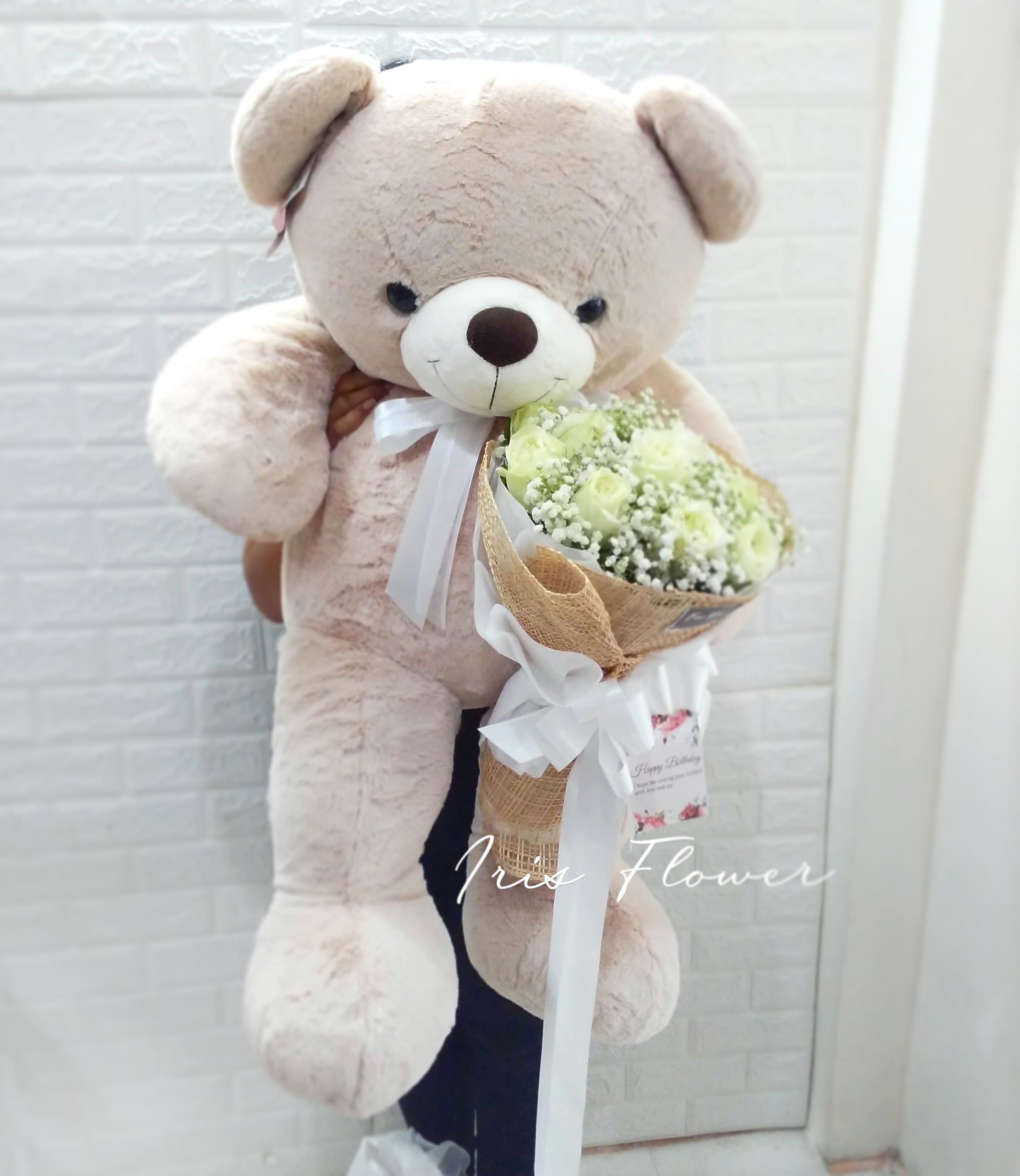 ตุ๊กตาหมีขนนุ่ม 90 cm.และช่อดอกกุหลาบ