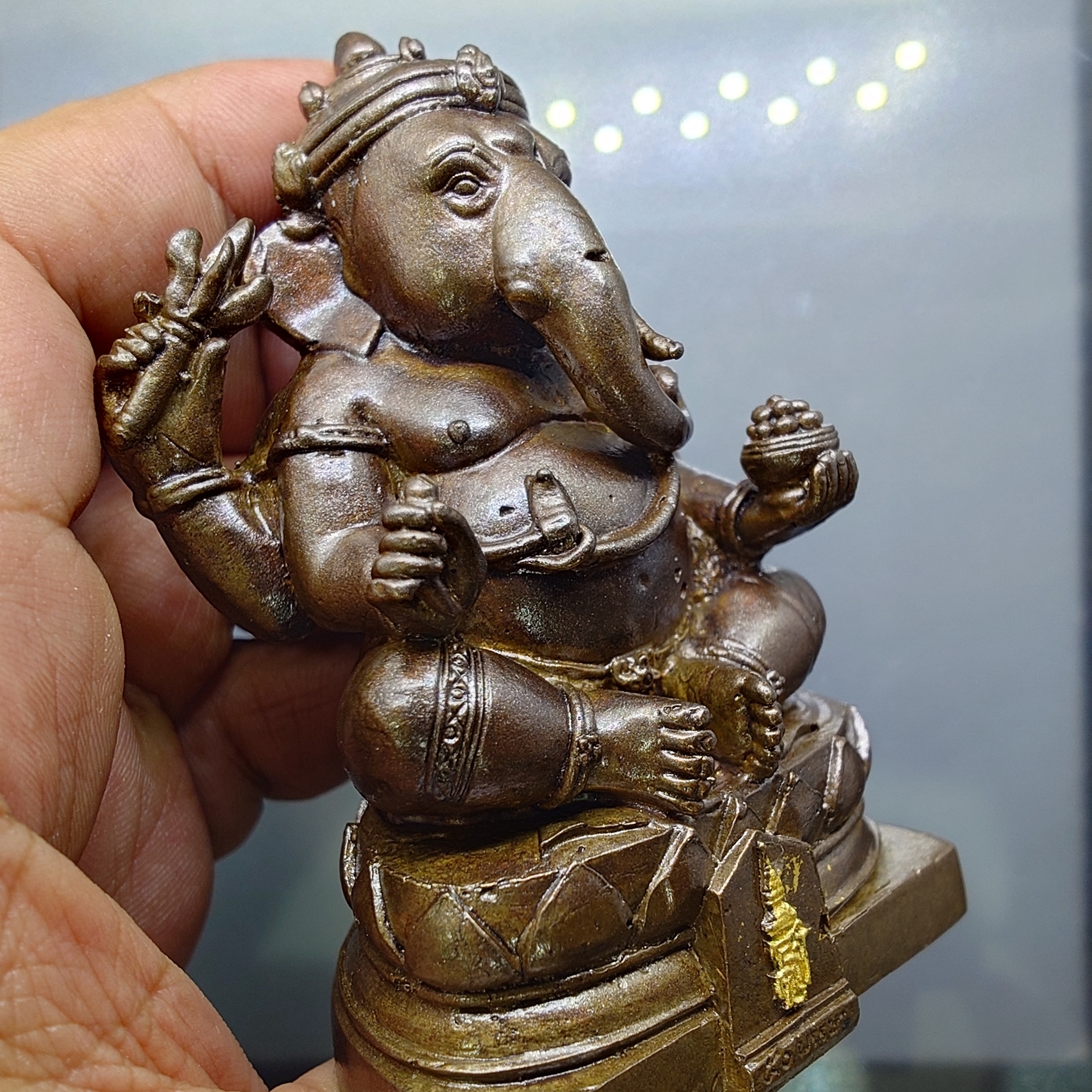 พระพิฆเนศ เฉลิมพระเกียรติ สธ 50 ปี เนื้อสัมฤทธิ์ คณะโบราณคดี มหาวิทยาลัยศิลปากร สร้าง ปี2548