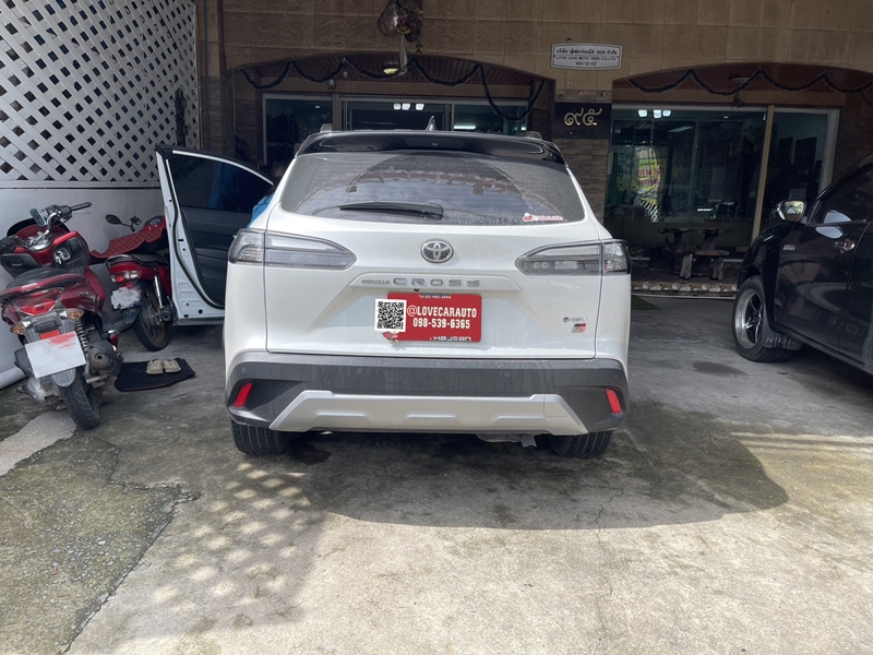 พรมปูพื้นรถยนต์ 7D Toyota Corolla Cross สีแดงไวน์ + ไวนิลครีม