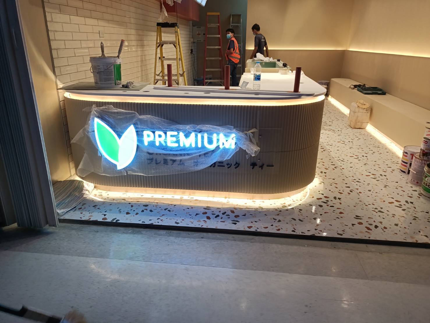 รับทำป้ายไฟร้านคาเฟ่