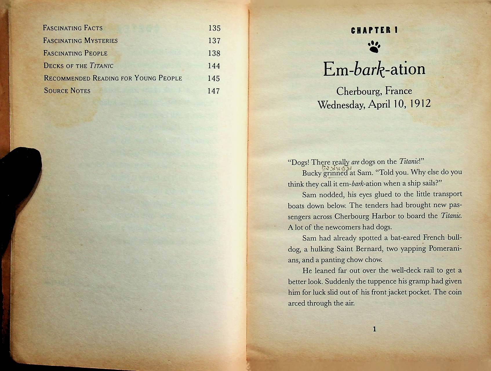 WHITE STAR A Dog on the Titanic