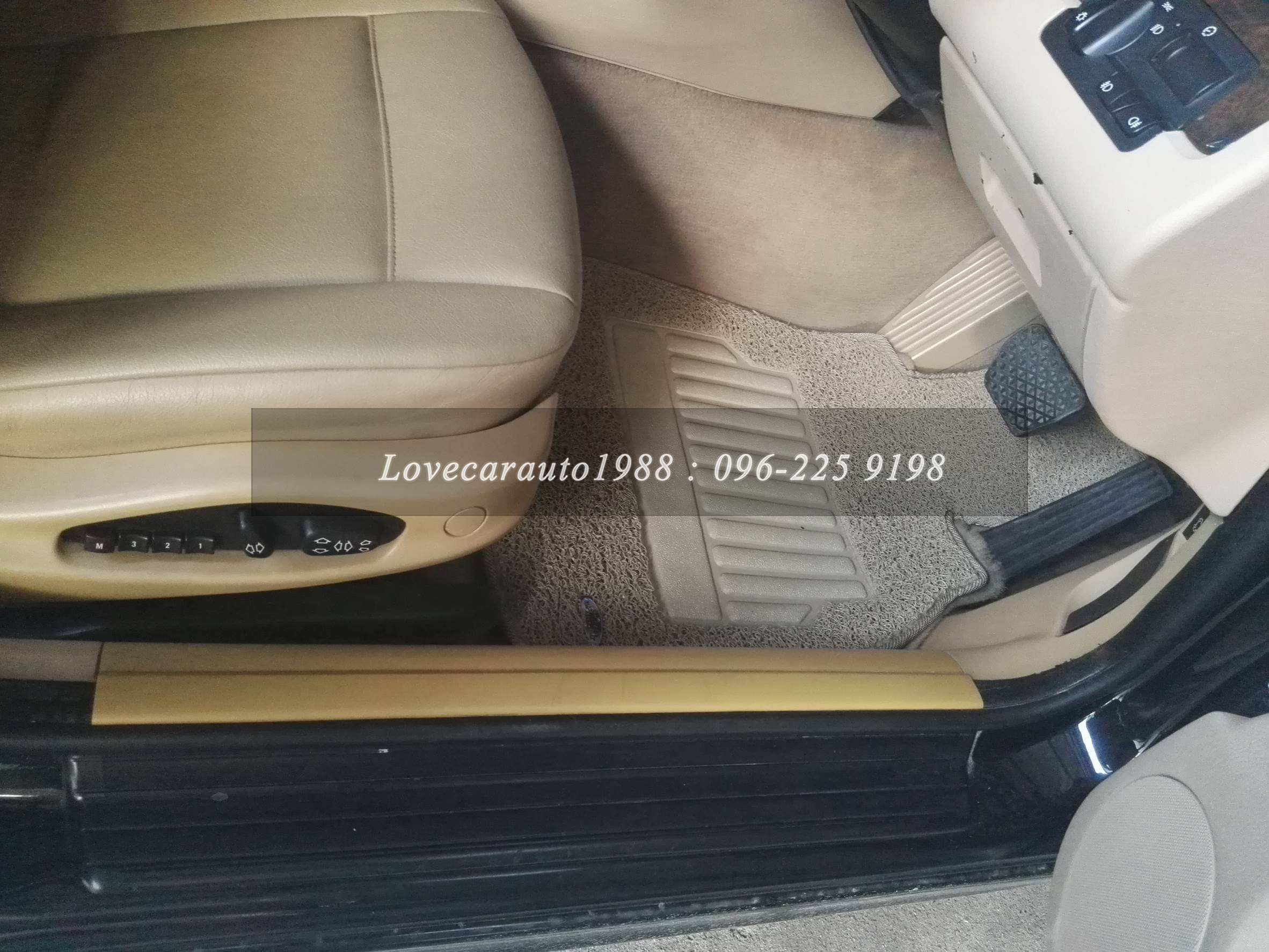 พรมดักฝุ่น BMW E46 ไวนิลสีครีม