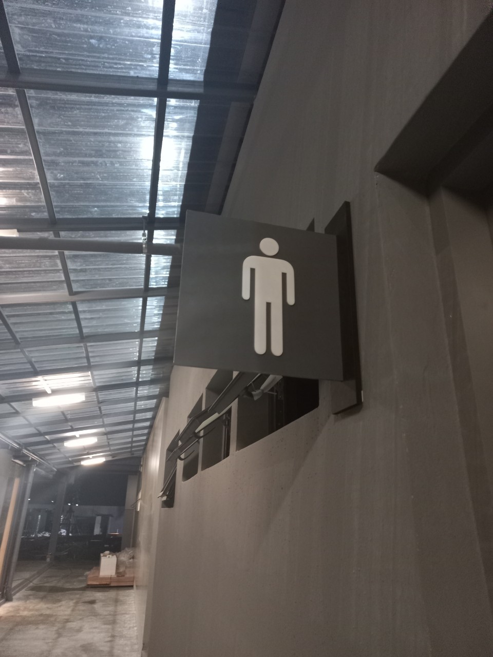 ป้ายห้องน้ำอะคริลิคและโลหะ งานห้องน้ำชาย