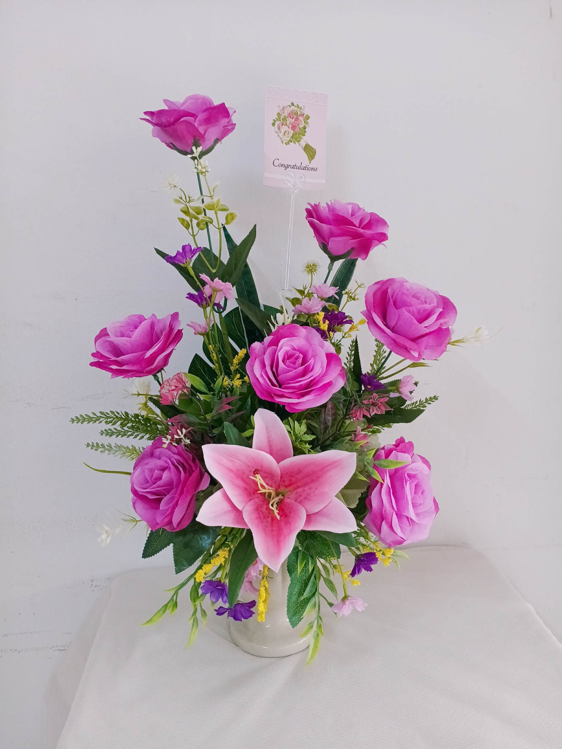 แจกันดอกไม้ประดิษฐ์ (มีสินค้าพร้อมจำหน่าย)