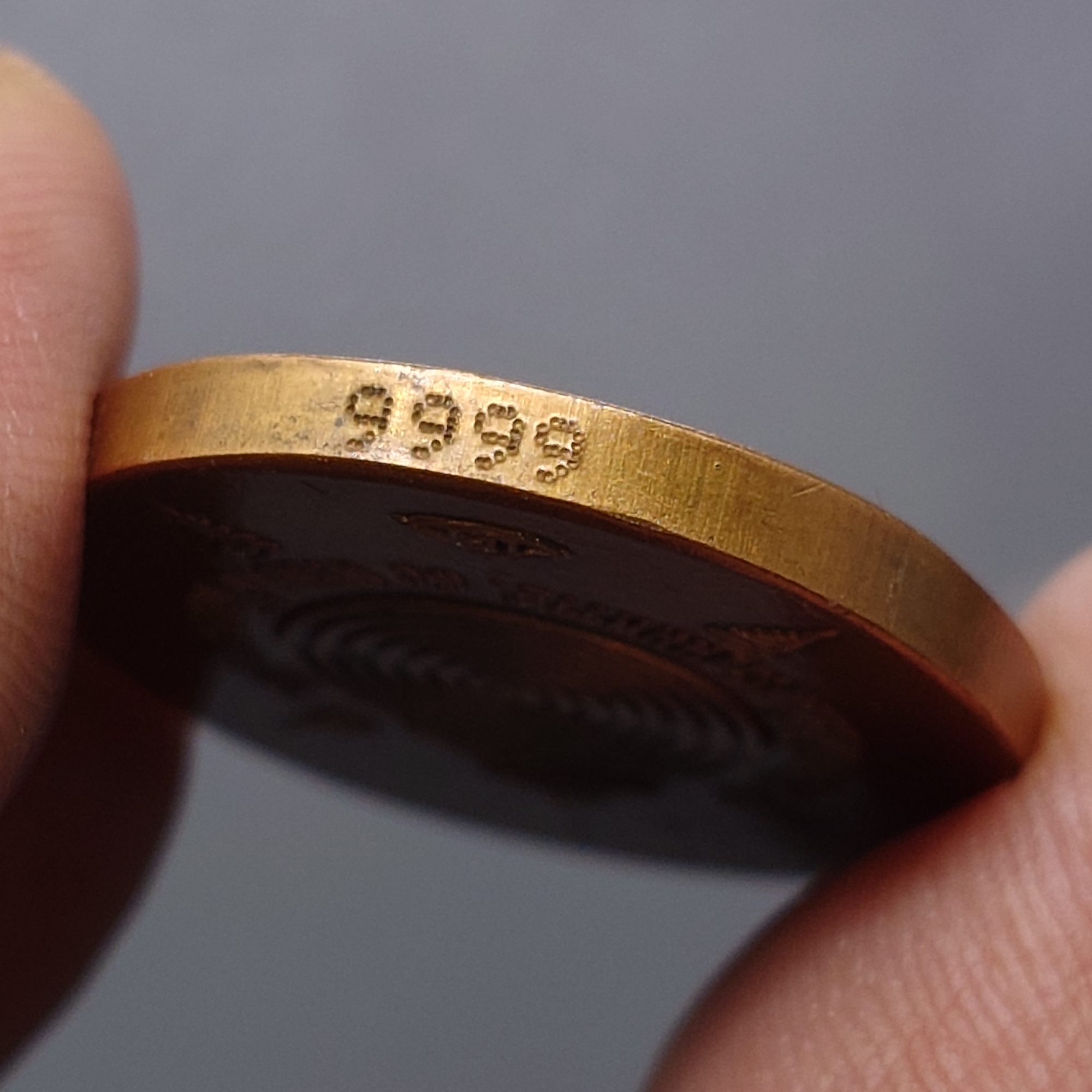 เหรียญพระพิฆเนศ ปางมหาเทพ เวิร์คพอยท์ (ชุดกรรมการ เลขมงคล 9999) รุ่นเฉลิมพระเกียรติ 80พรรษา ในหลวง รัชกาลที่9 ปี2550 พร้อมกล่องเดิมๆ ไม่มีหนังสือ