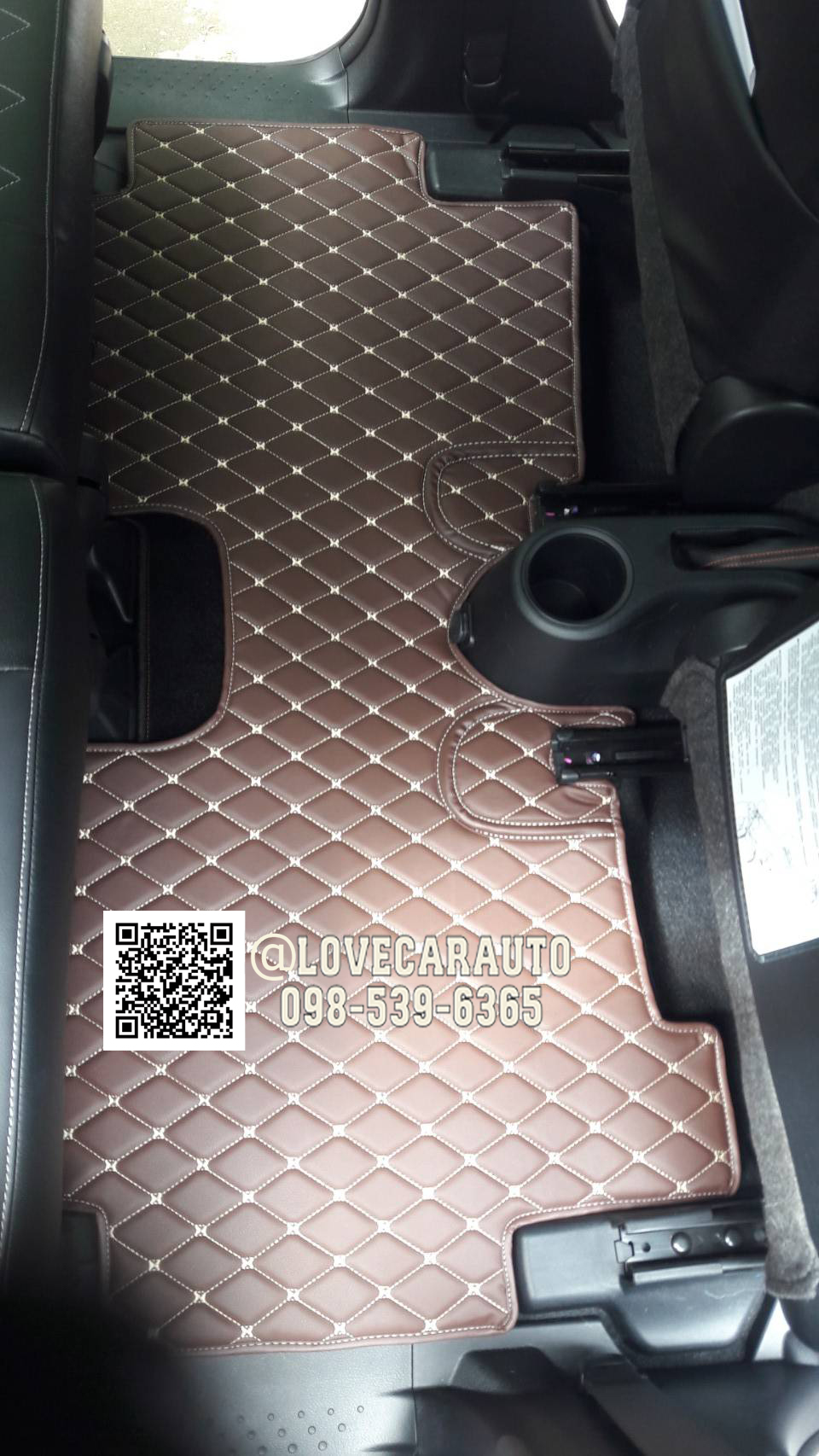 พรมปูพื้นรถยนต์ พรม6D Toyota Sianta สีกาแฟ