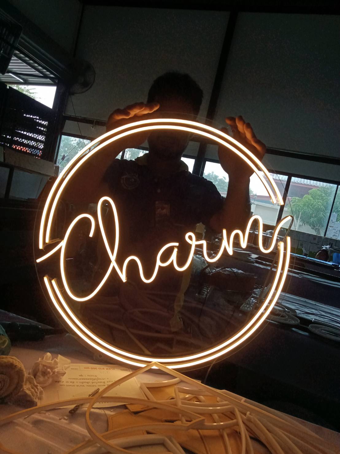 ป้ายไฟแอลอีดีนีออนเฟล็ค งานCHARM