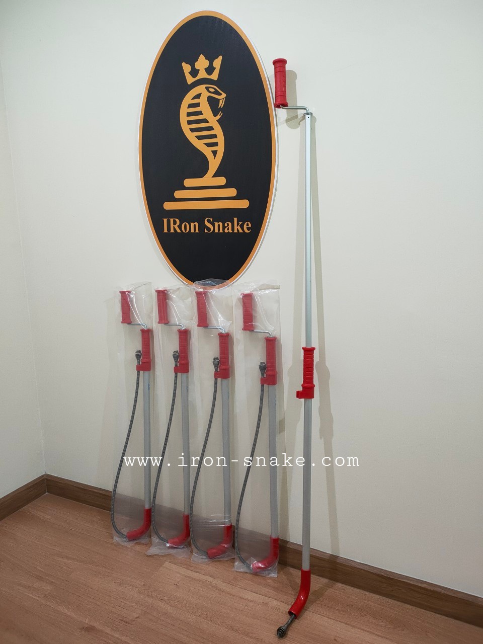 ไม้ทะลวงชักโครก D-6 ไม้ทะลวงชักโครก เครื่องทะลวงท่อ งูเหล็ก D-6 IRon Snake