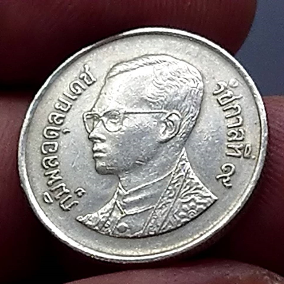 เหรียญ 1 บาท หมุนเวียน ปี พ.ศ.2529 ผ่านใช้งาน "ช่อฟ้ายาว" ตัวติดลำดับ1