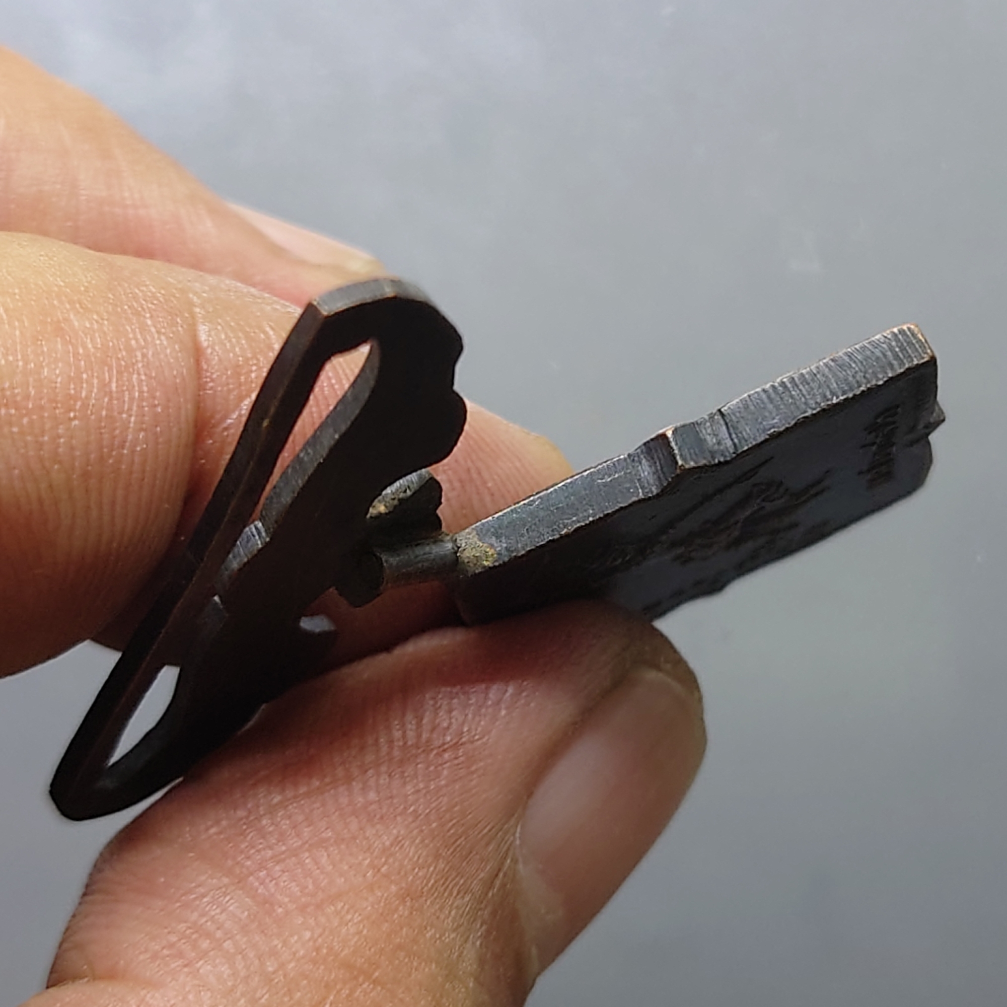 เหรียญพิทักษ์รัฐธรรมนูญ ปราบกบฏ พ.ศ.2476