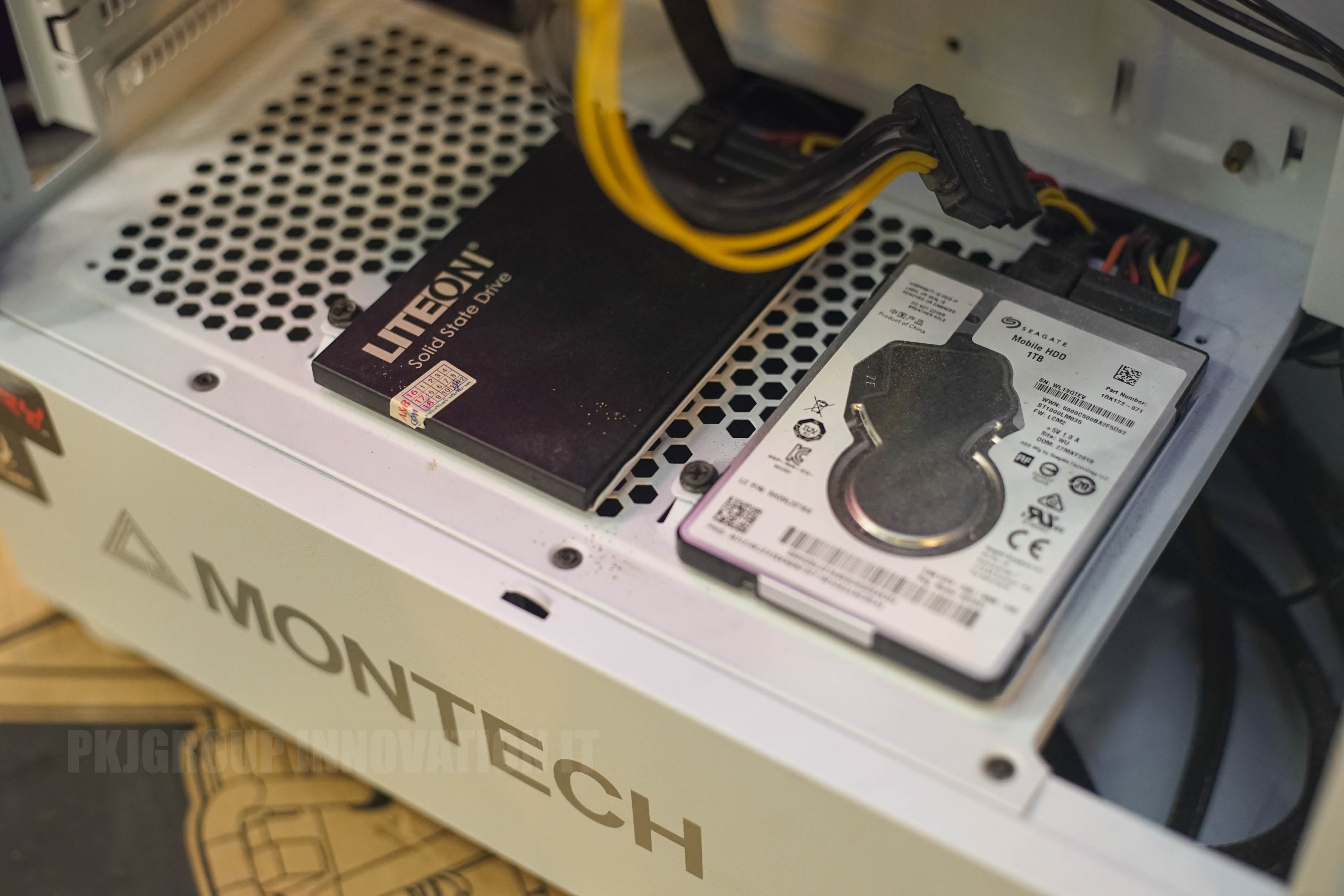 คอมเล่นเกมมือสอง i3-10105 RAM 16 GB GTX1660 Super SSD 120 GB HDD 1 TB