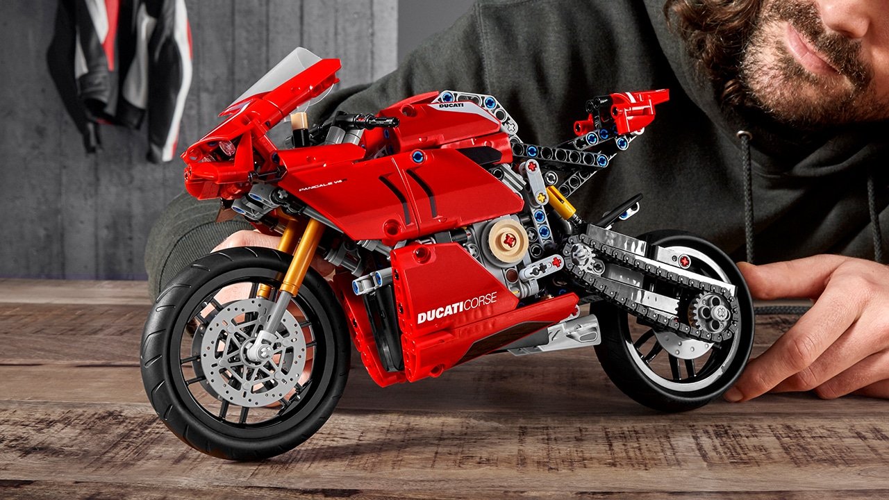 **MTS Toys**เลโก้ Lego Technic 42107 : Ducati Panigale V4 R