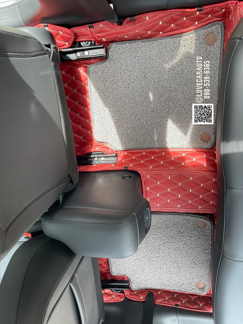 พรมปูพื้นรถยนต์ nissan Almera 2023 vvipด้ายคู่สีแดงไวน์ พร้อมเสริม พรมไวนิลเทา