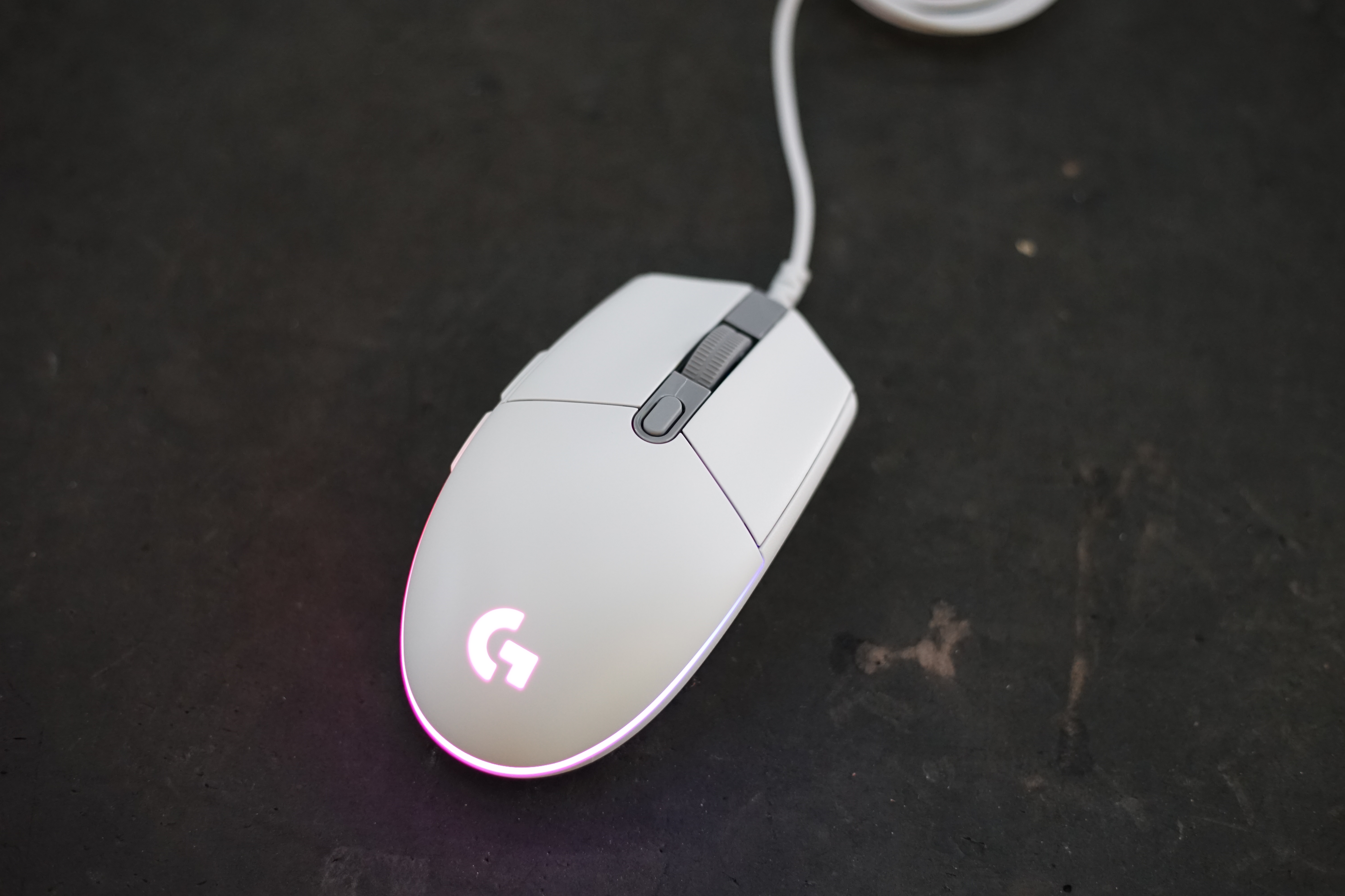 เมาส์เล่นเกม Logitech G102 LIGHTSYNC White DPI 8000 ประกัน 2 ปีเต็ม