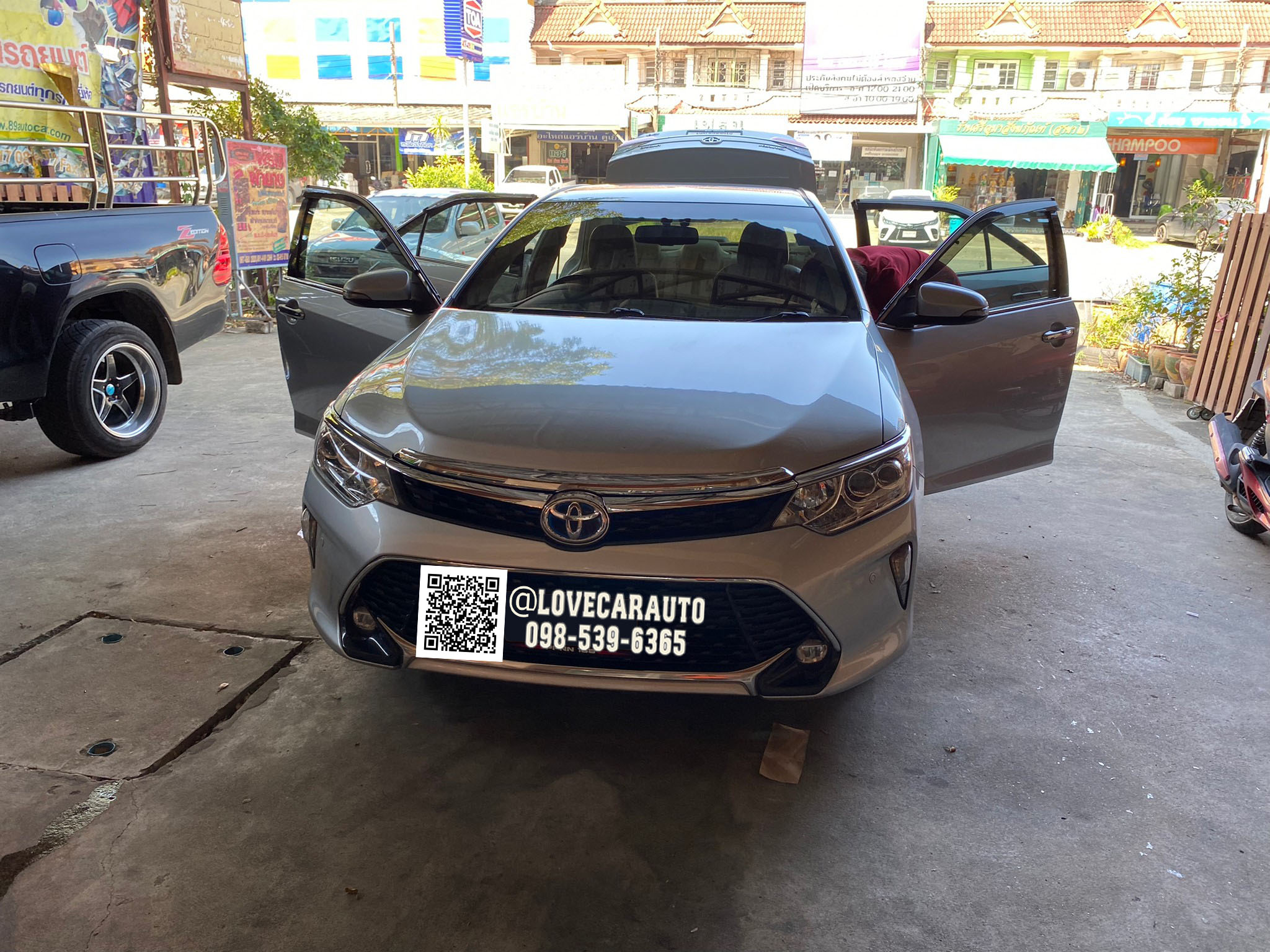 พรม6D Toyota Camry โตโยต้า คัมรี่ 2017 สีน้ำตาลเข้ม
