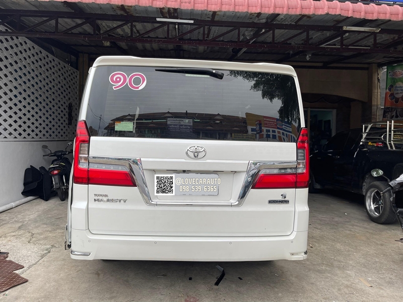 พรมปูพื้นรถยนต์ 6D Toyota Majesty 2020 สีม่วงด้ายทอง