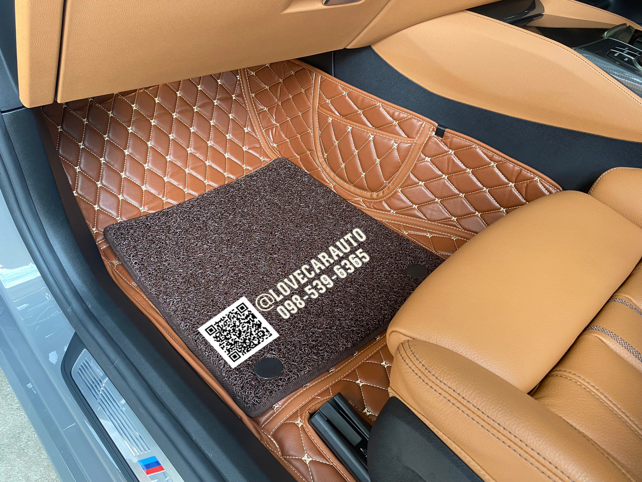 พรมปูพื้นรถยนต์ 7D Bmw 630I GT 2022 สีน้ำตาลเข้ม +ไวนิลสีน้ำตาล