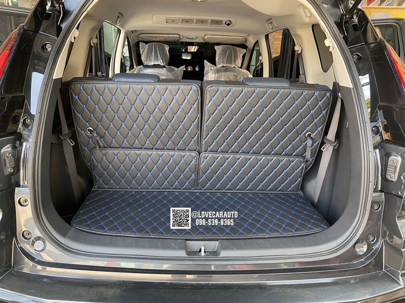 พรมปูพื้นรถยนต์ 6D Mitsubishi Xpander Cross HEV 2024