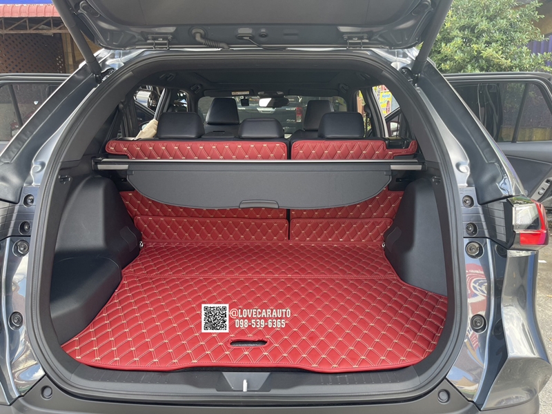 พรมปูพื้นรถยนต์ Toyota YARIS CROSS 2024