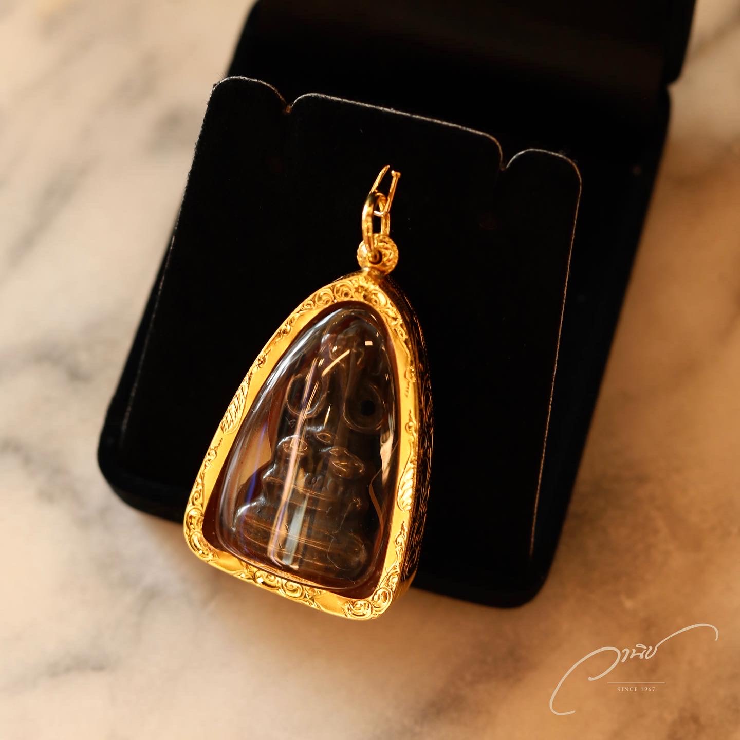 รับเลี่ยมพระ กรอบทองกันน้ำ รอรับได้เลย (1-2 ชั่วโมง) หน้าร้านอยู่ในตัวเมืองอยุธยา