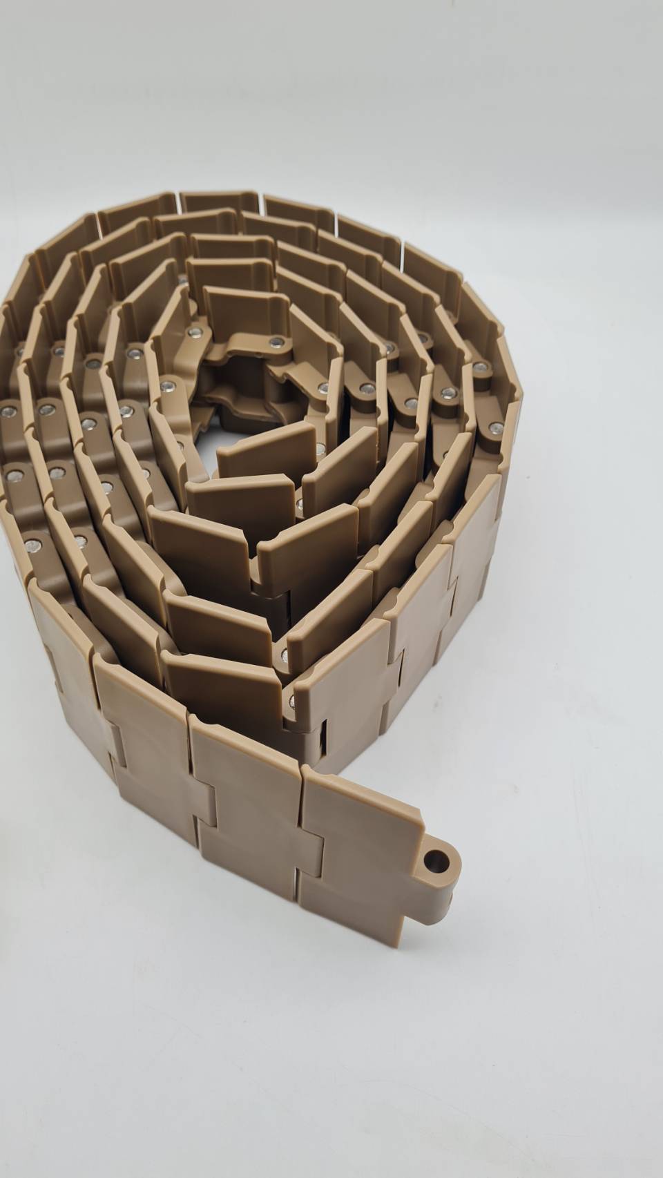 828-K330 สาพาน top chain ความกว้าง 82 มิลลิเมตรเป็นสายพานรุ่นข้อใหญ่ ใช้งานทนทานไม่แตกง่าย