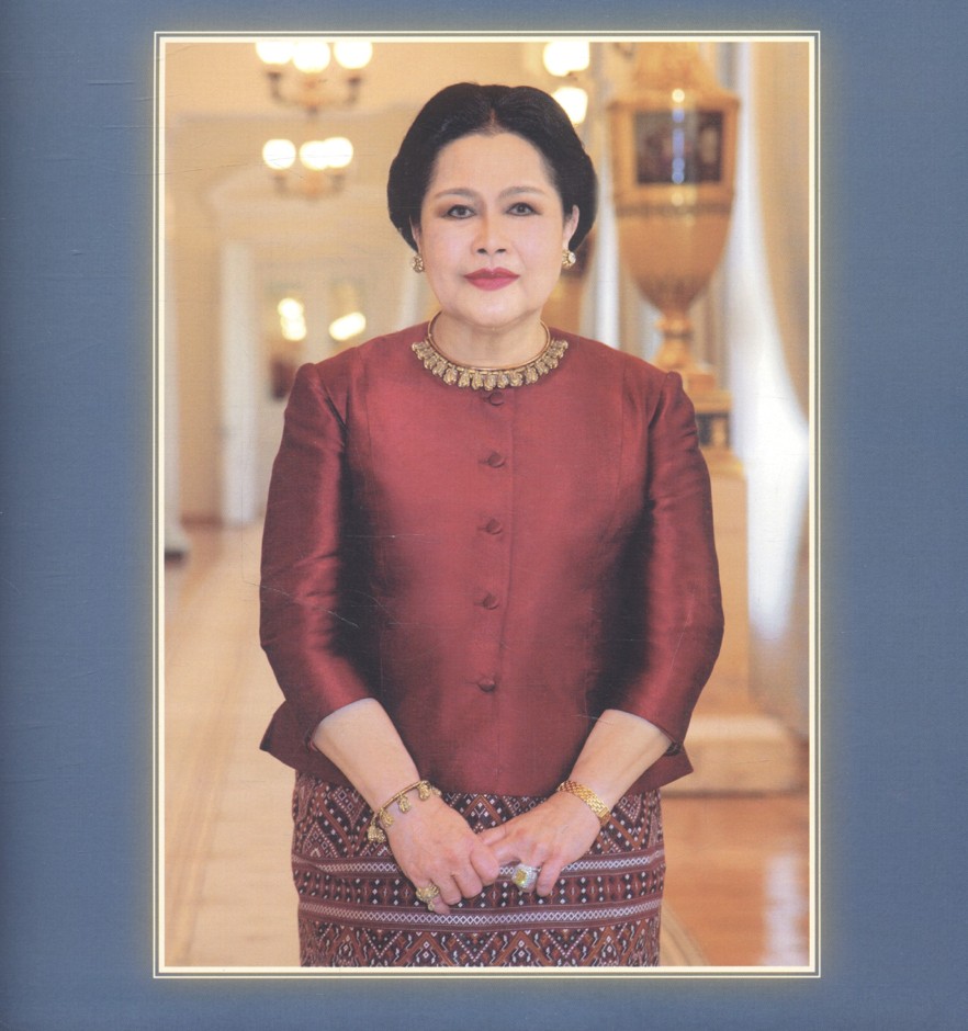 พระพุทธเมตตาประชาไทยไตรโลกนาถคันธารราฐอนุสรณ์ ในพระบรมราชินูปถัมภ์