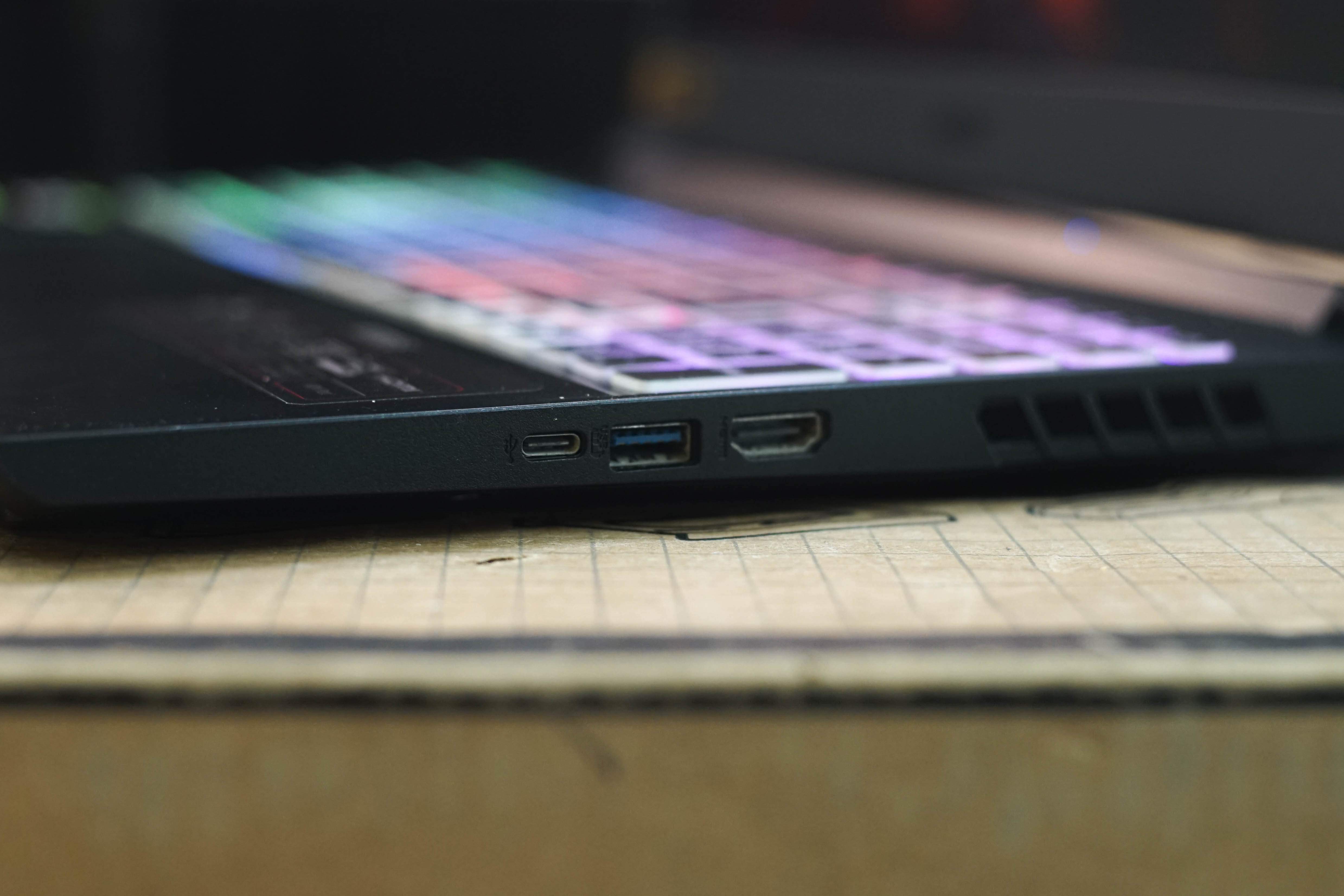 โน๊ตบุ๊คเล่นเกมมือสอง Acer Nitro 5 AN515-45-R61J R7 5800H RAM 16 GB M.2 512GB RTX3050Ti จอ 15.6"