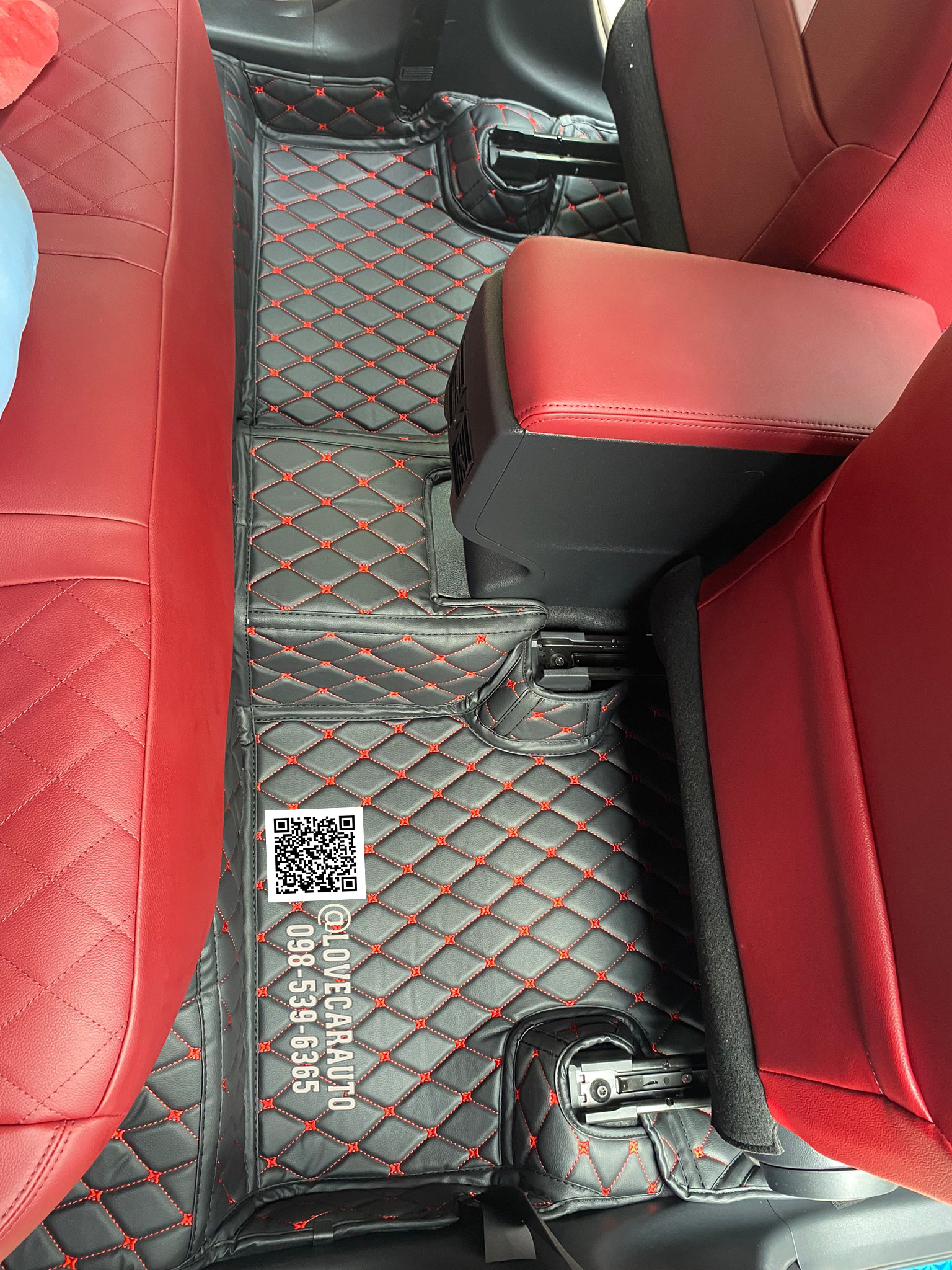 พรมปูพื้นรถยนต์ พรม6D Toyota Yaris Ativ 2022 สีดำด้ายแดง