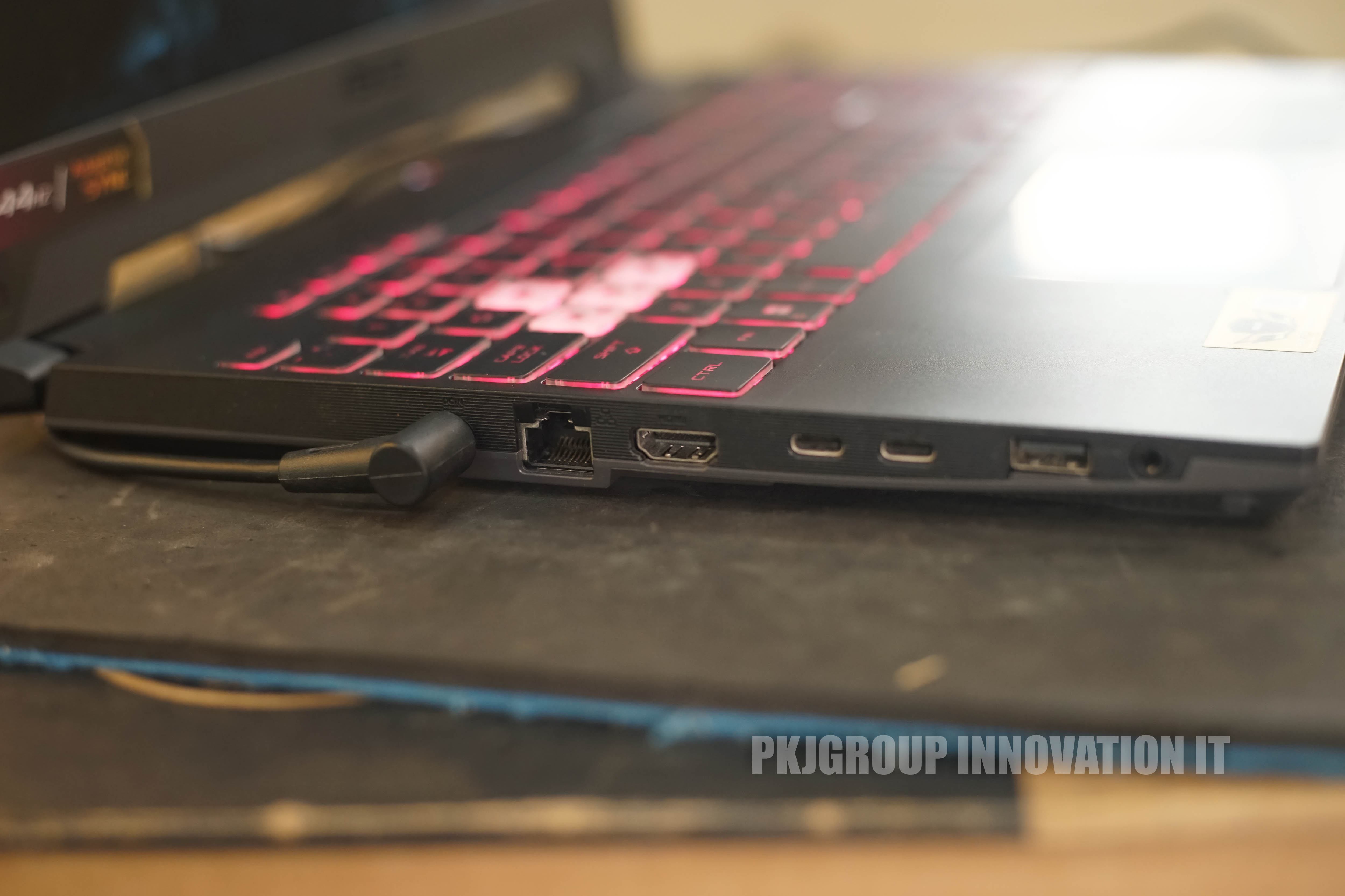 โน๊ตบุ๊คเล่นเกมมือสอง Asus Tuf FX507ZC4-HN072W i7-12700H RAM 16 GB SSD 512GB RTX3050 15.6" 144Hz (เครื่อง 1)