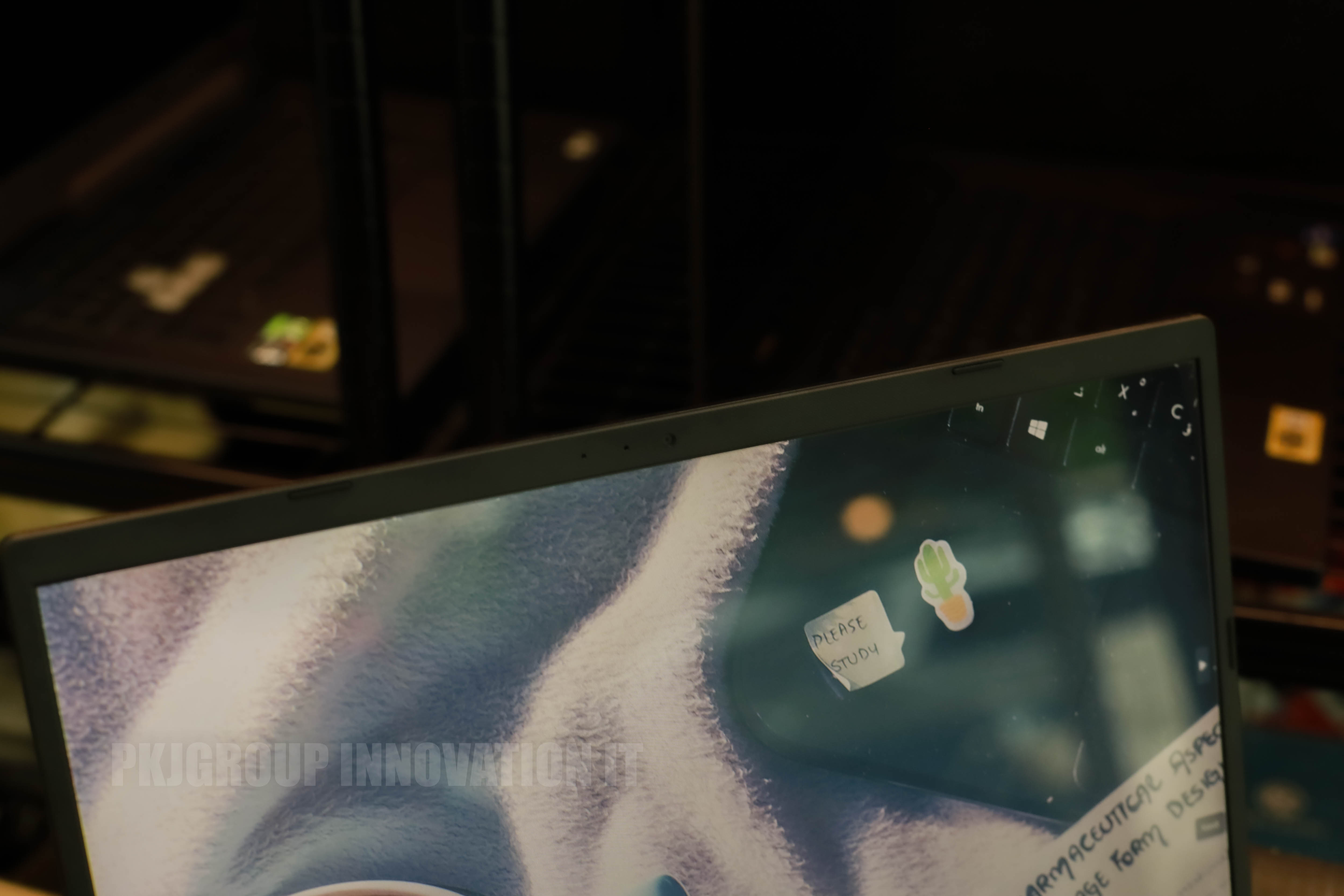 โน๊ตบุ๊คทำงานมือสอง Asus Vivobook X1500EA-BR599W i5-1135G7 RAM 8GB M.2 512GB 15.6" HD768 TN