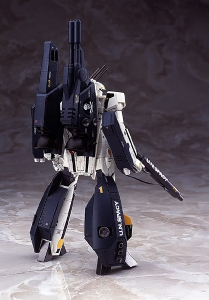 **MTS Toys**Hasegawa Macross 1/72 : VF-1S Strike Battroid Valkyrie