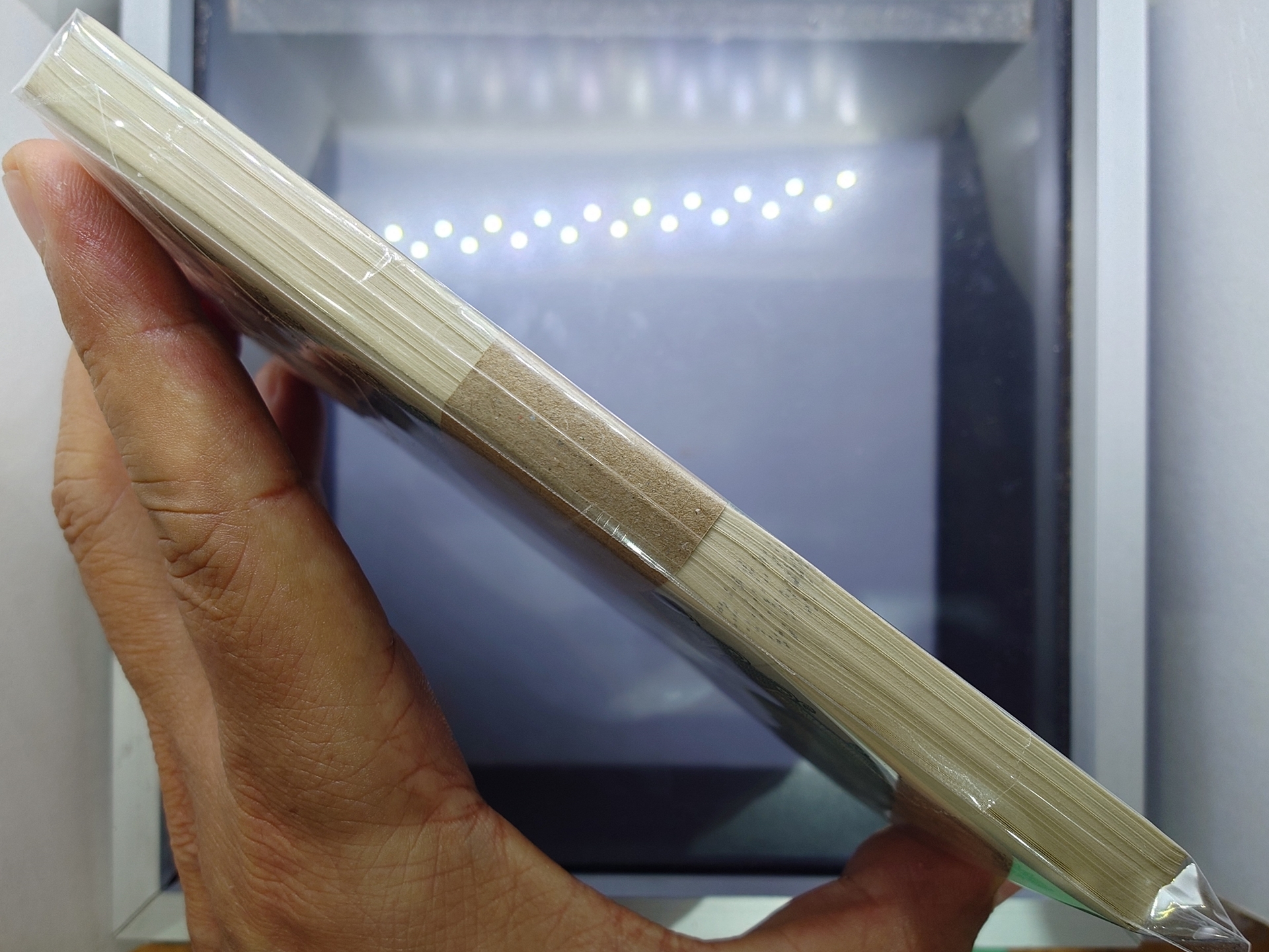 ธนบัตรยกแหนบ 100 ใบ เรียงเลข ธนบัตร 20 บาท แบบ 9 รุ่น 5 พิมพ์โทมัช สมัยรัชกาลที่9 ปี2500 ไม่ผ่านใช้