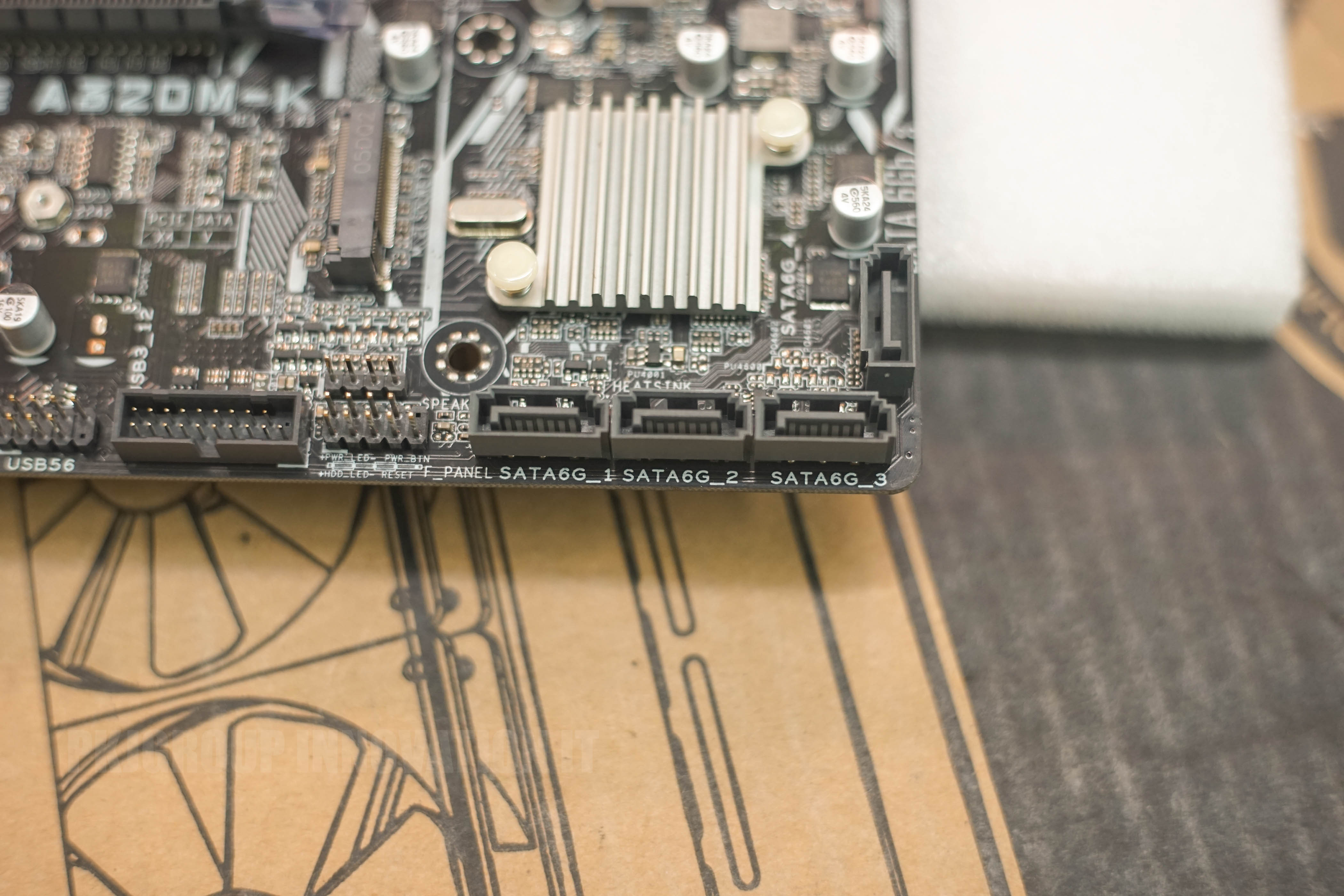 Mainboard เก่าเก็บAsus Prime A320M-K (DDR4) (SOCKET AM4) (MICRO-ATX) สำหรับขา AM4