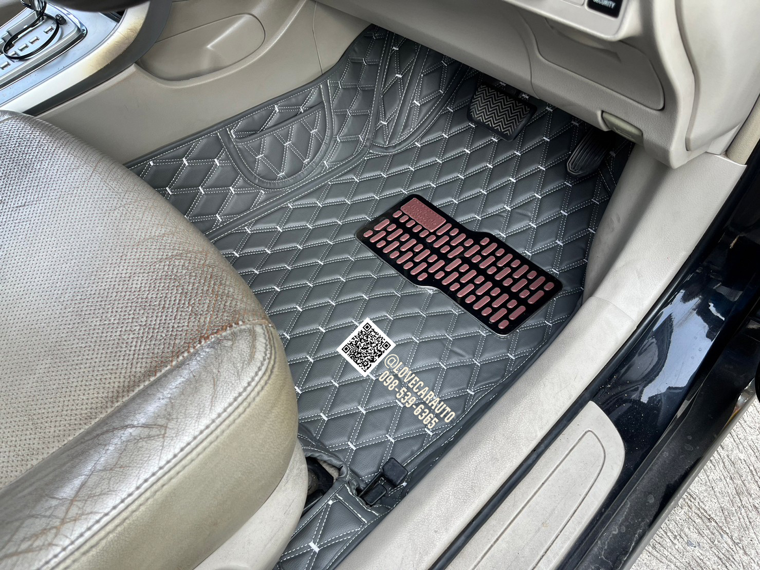 พรมปูพื้นรถยนต์6D Toyota Altis 2012 พรม VVIP สีเทา