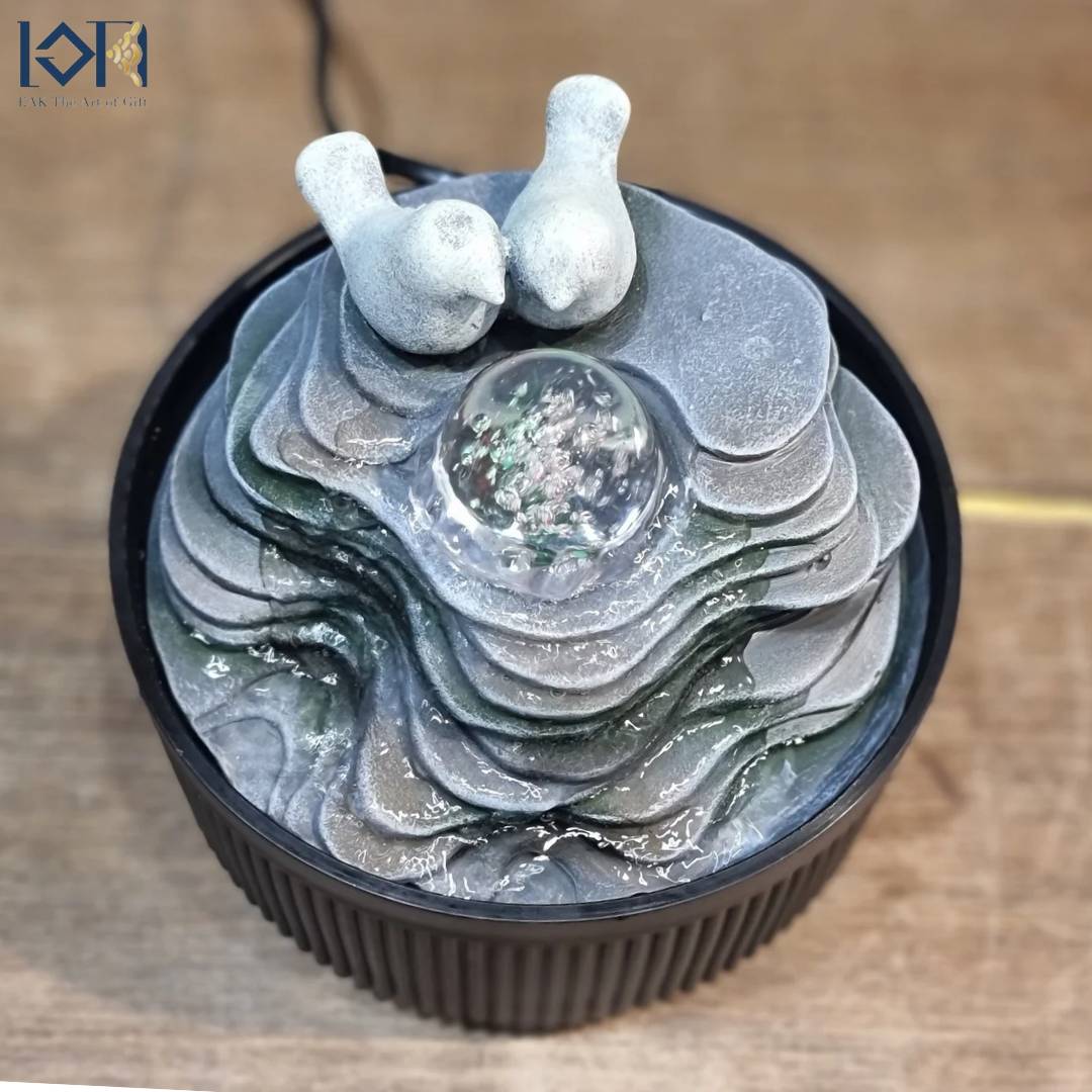 น้ำพุล้นตั้งโต๊ะ รหัส7241229L นกคู่มีลูกแก้ว น้ำพุตั้งโต๊ะทำงาน น้ำพุล้นแต่งบ้าน น้ำพุเสริมฮวงจุ้ย