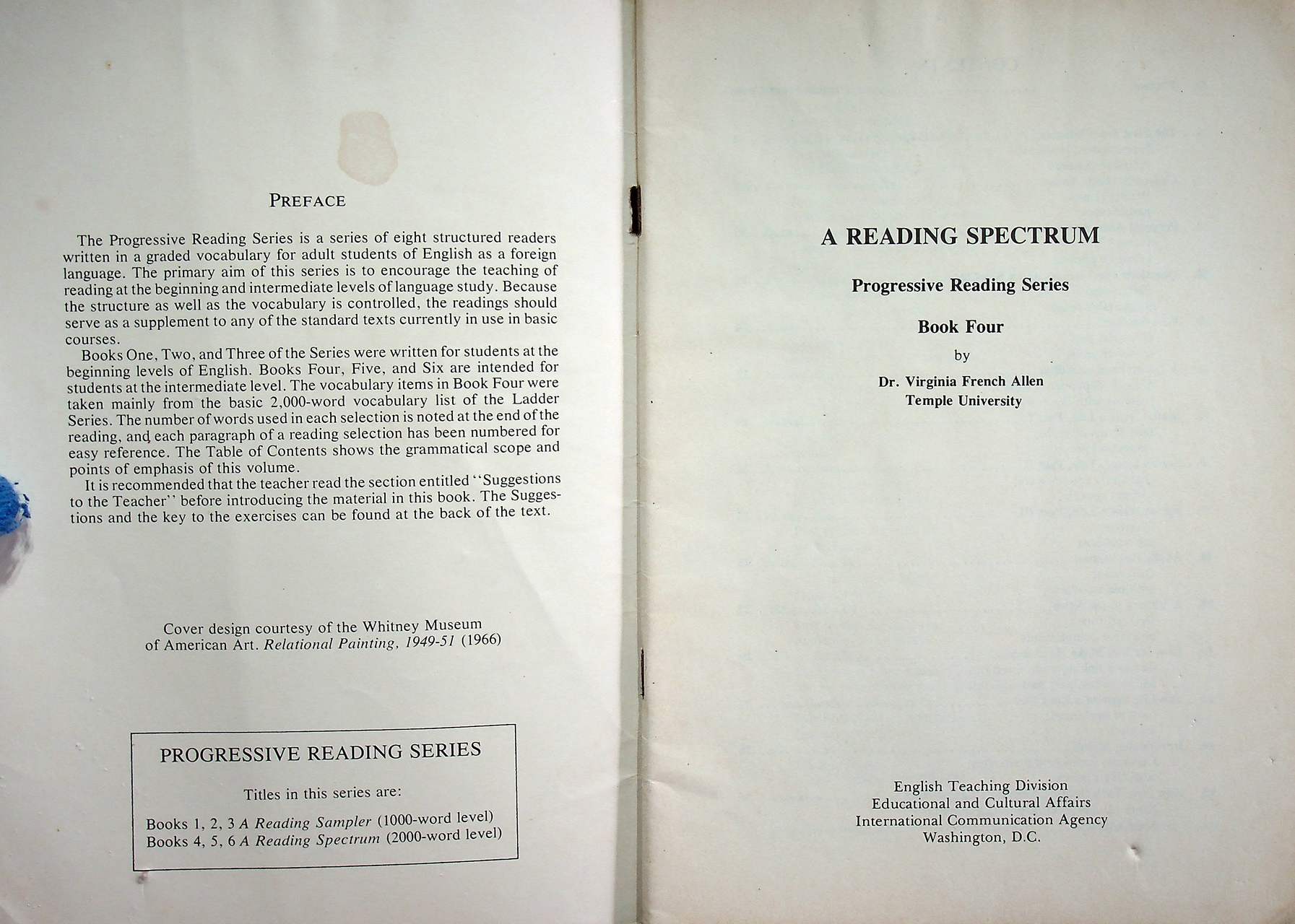 A READING SPECTRUM : PROGRESSIVE READING SERIES BOOK 4