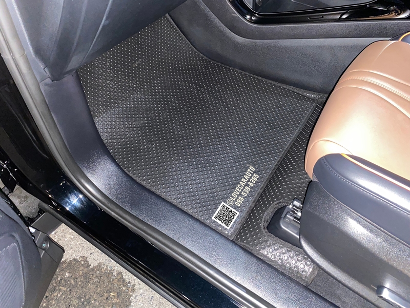 พรมปูพื้นรถยนต์ BYD Sealion 6 กระดุมเล็ก pvc ดำ