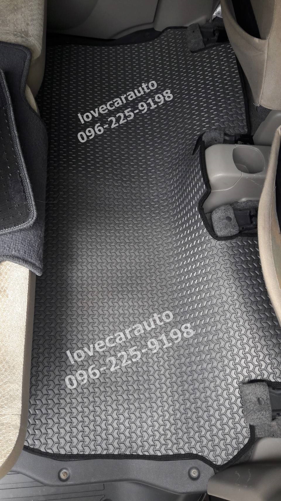 ผ้ายางปูพื้นรถยนต์ ลายธนูสีเทา Suzuki APV