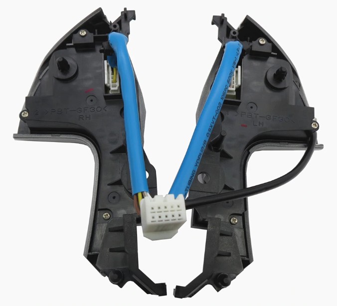 สวิทซ์ควบคุมเครื่องเสียงที่พวงมาลัย สำหรับ TOYOTA HILUX VIGO COROLLA CAMRY HIGHLANDER INNOVA