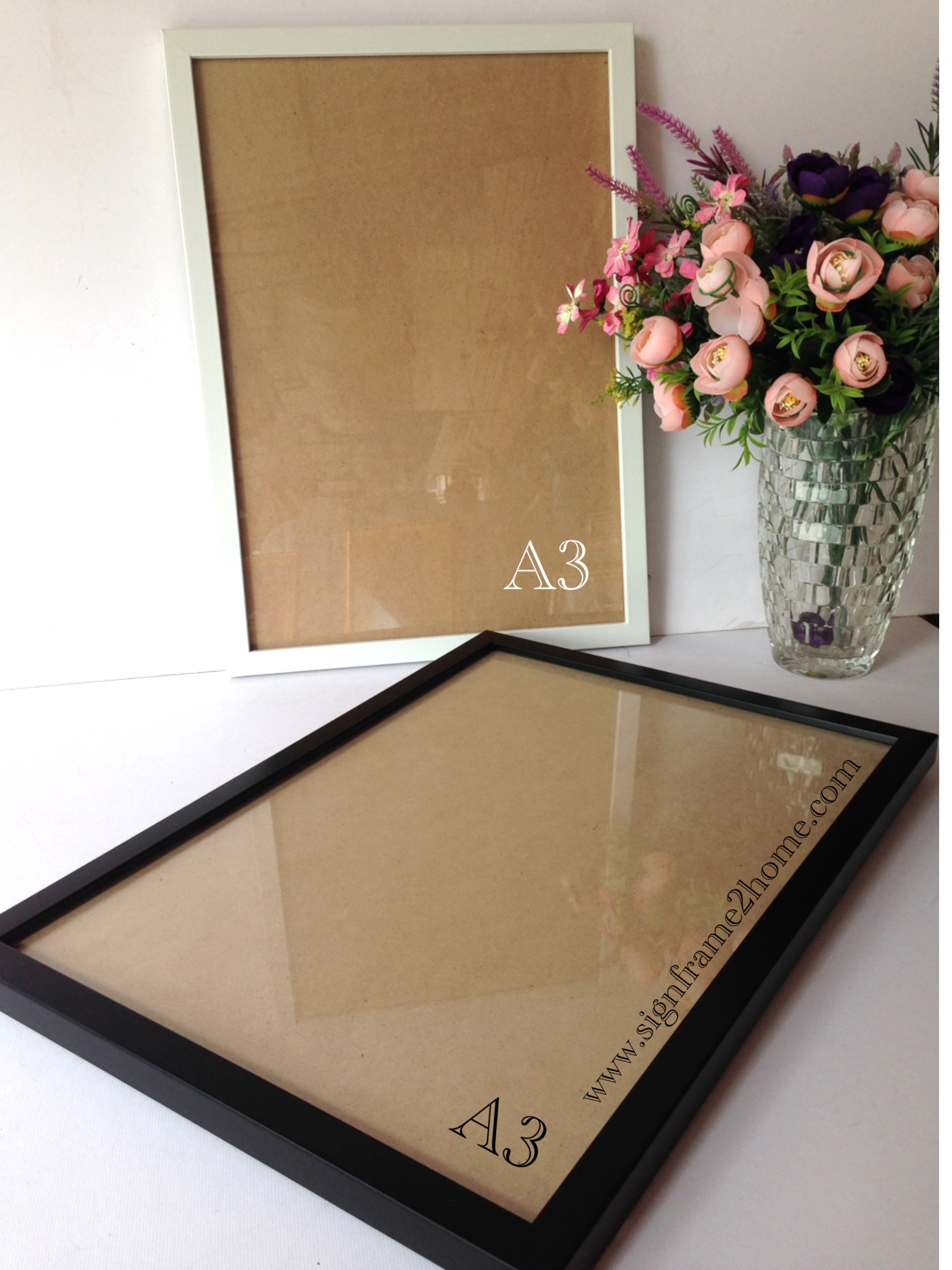 กรอบรูปไม้ขาวเรียบ 2cm ขนาด A3