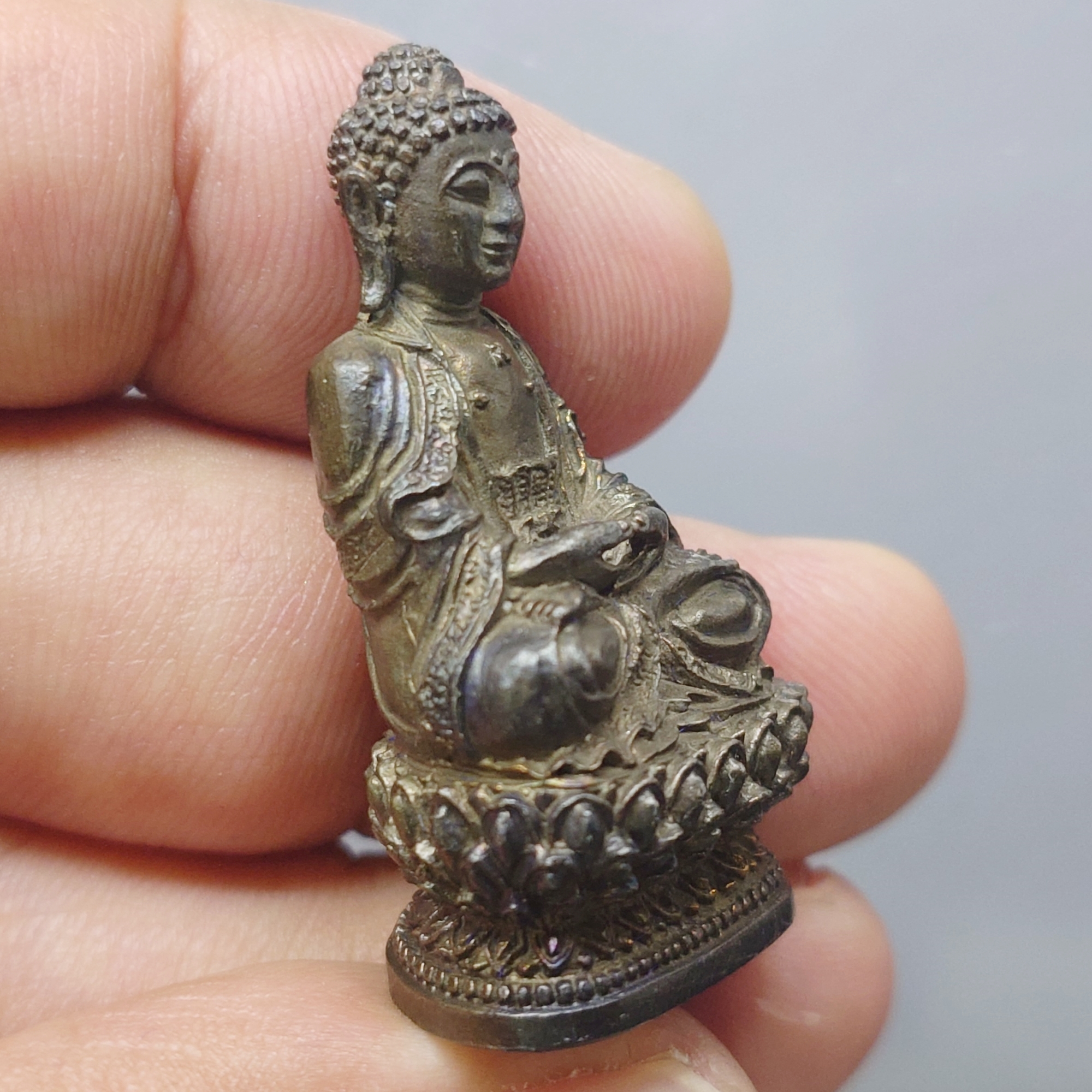 พระกริ่งจีน ต้าเยิ่นถะ เนื้อนวะโลหะ อุดกริ่งเนื้อเงิน วัดบวรนิเวศวิหาร ปี2539 พร้อมกล่องเดิม นิยม หายาก