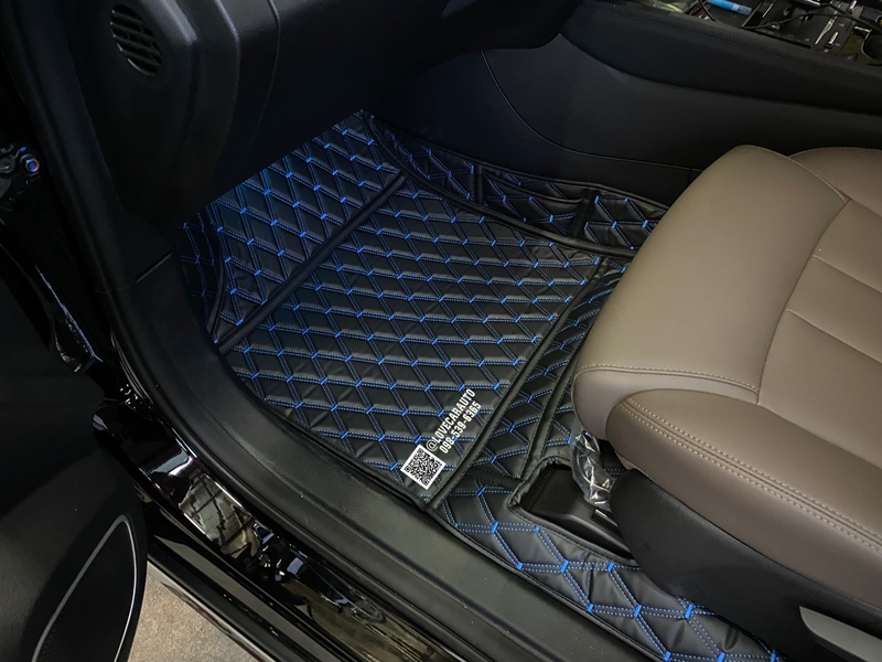 พรมปูพื้นรถยนต์ 6D BYD M6 พรมvvip สีดำด้ายน้ำเงิน