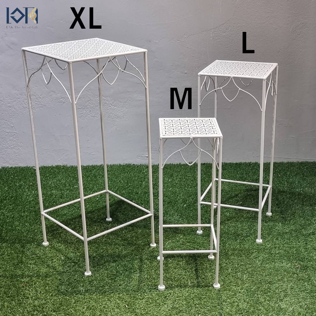 โต๊ะวางของ วัสดุเหล็กเคลือบ ใช้สำหรับวางตกแต่งภายในหรือภายนอกบ้าน สไตล์โมเดิร์น