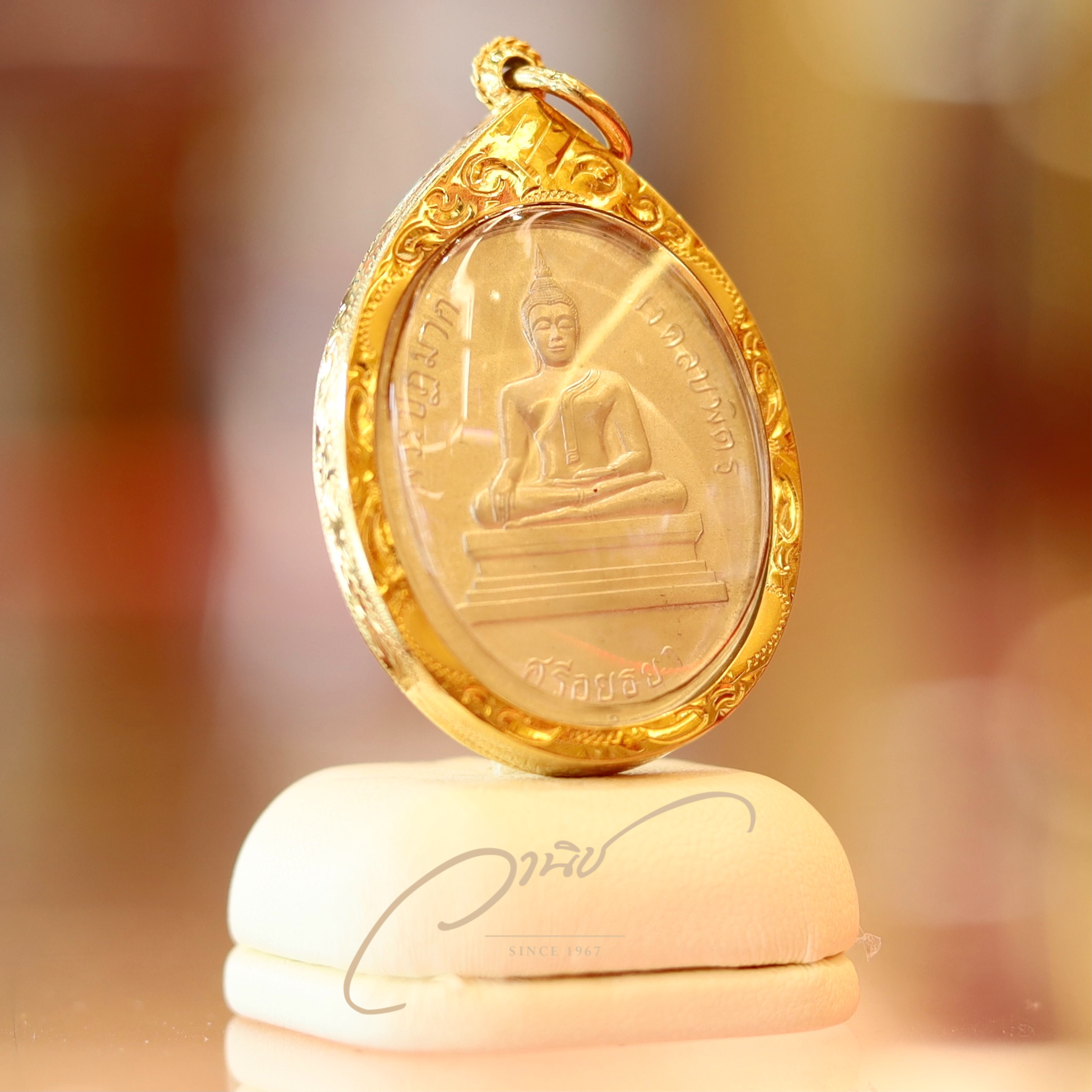 ร้านเลี่ยมพระในอยุธยา รับเลี่ยมพระกันน้ำ รอรับได้เลย ร้านอยู่ในตัวเมืองอยุธยา (ห้างทองทองดี)