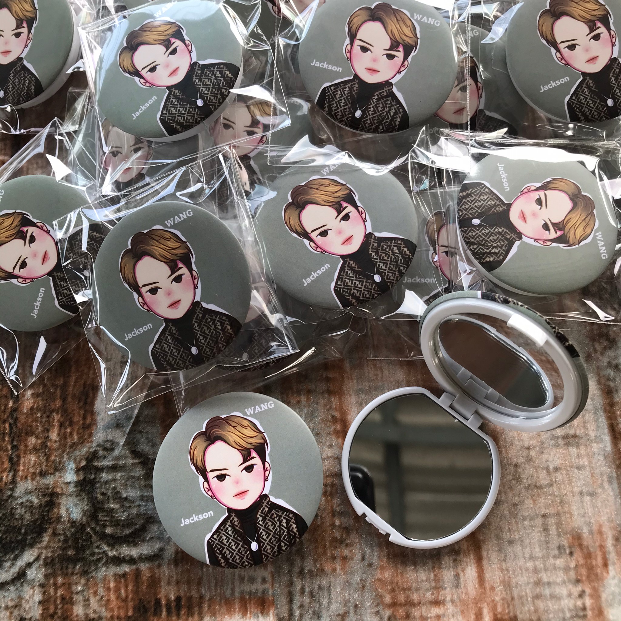 ตลับกระจกวงกลม กระจกวงกลม แบบเปิด-ปิดได้ กระจกพกพา