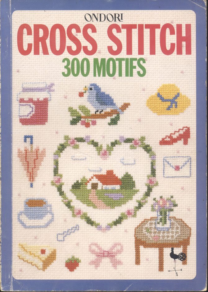 CROSS STITCH 300 MOTIFS