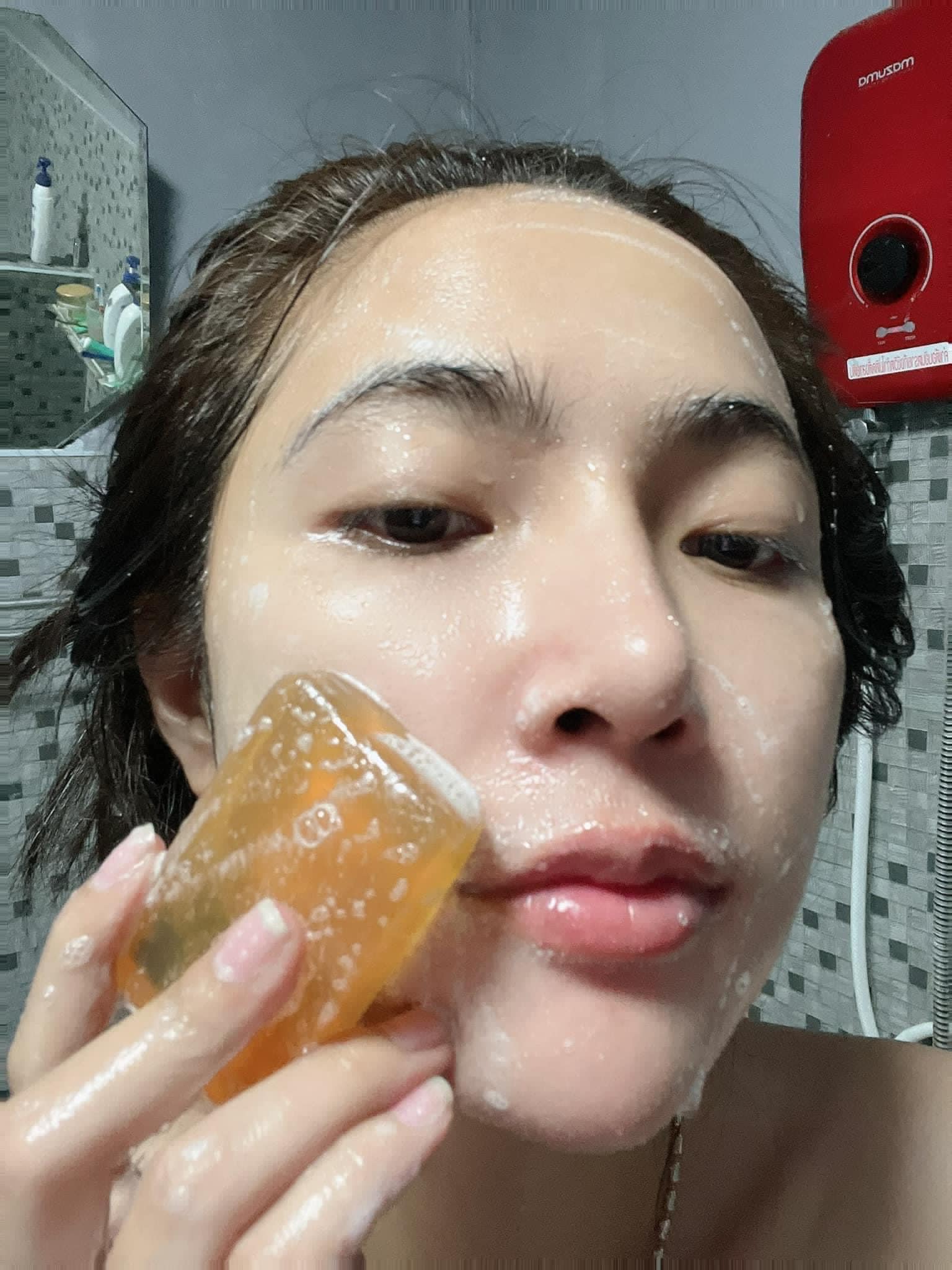 สบู่มณีจันทร์ สบู่ดาวเรือง ลดสิว หน้าใส50กรัม