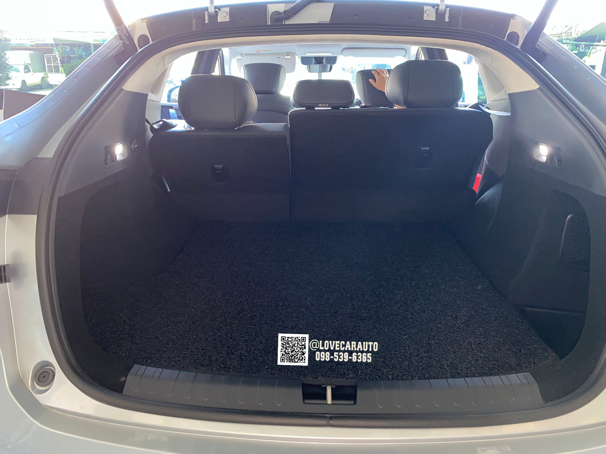 พรมปูพื้นรถยนต์ Aion HT ไวนิลดำ