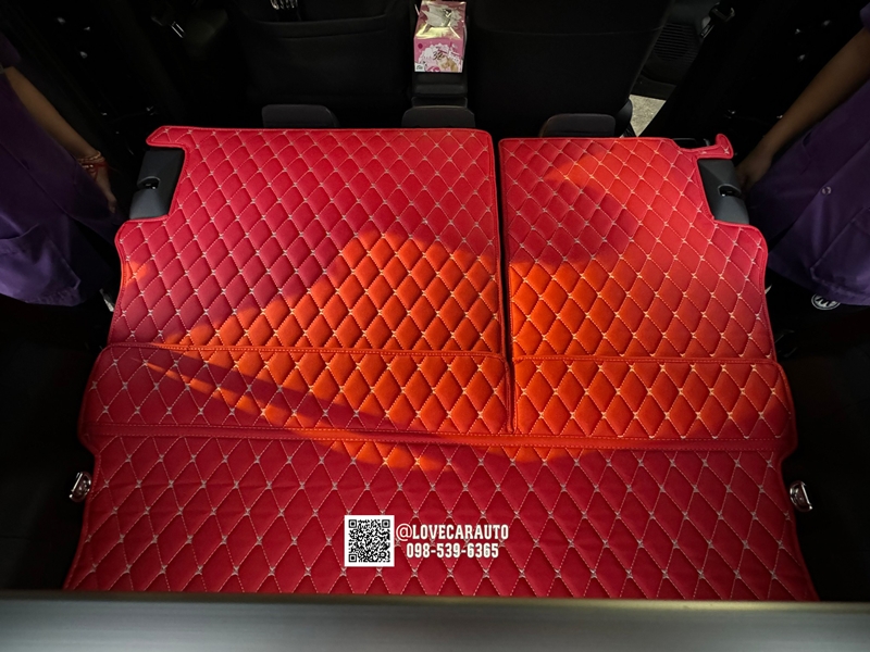 พรมปูพื้นรถยนต์ Toyota Yaris Cross HEV 2023 สีแดงสด